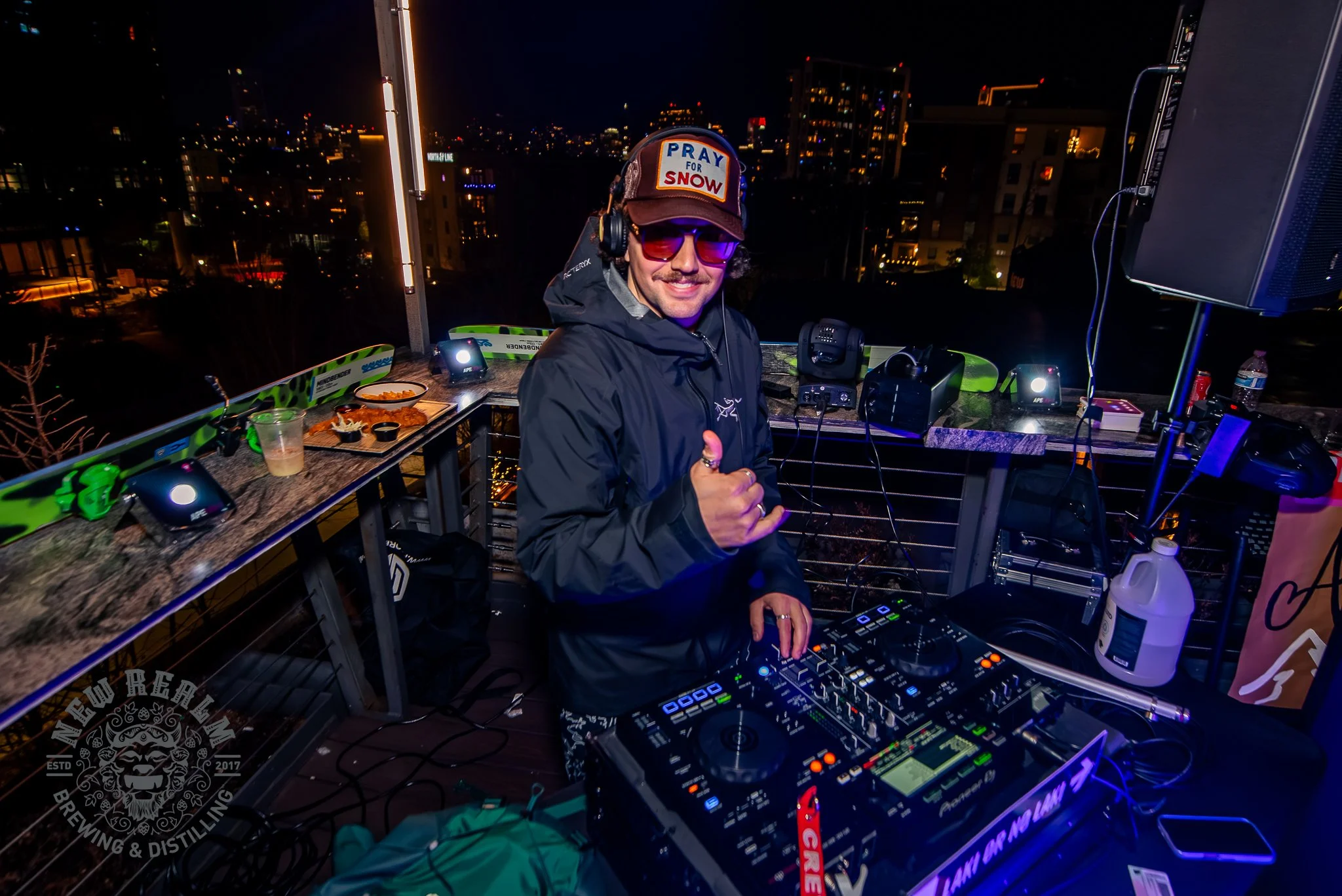 Apres Ski Party-9.jpg