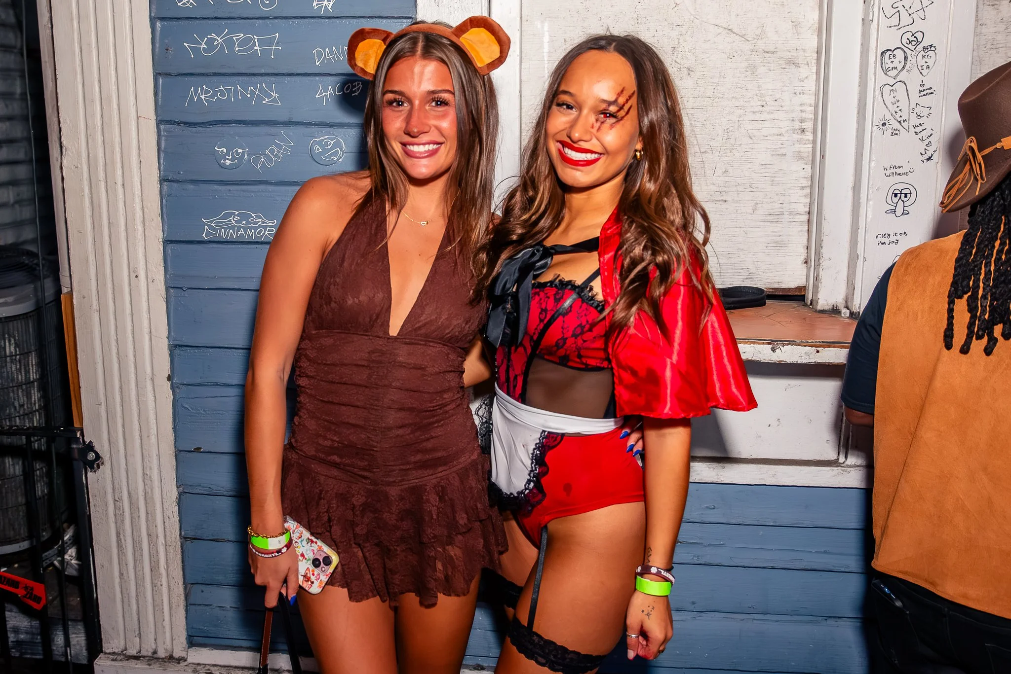 Atlanta Bar Crawl 11-01-2025-44.jpg