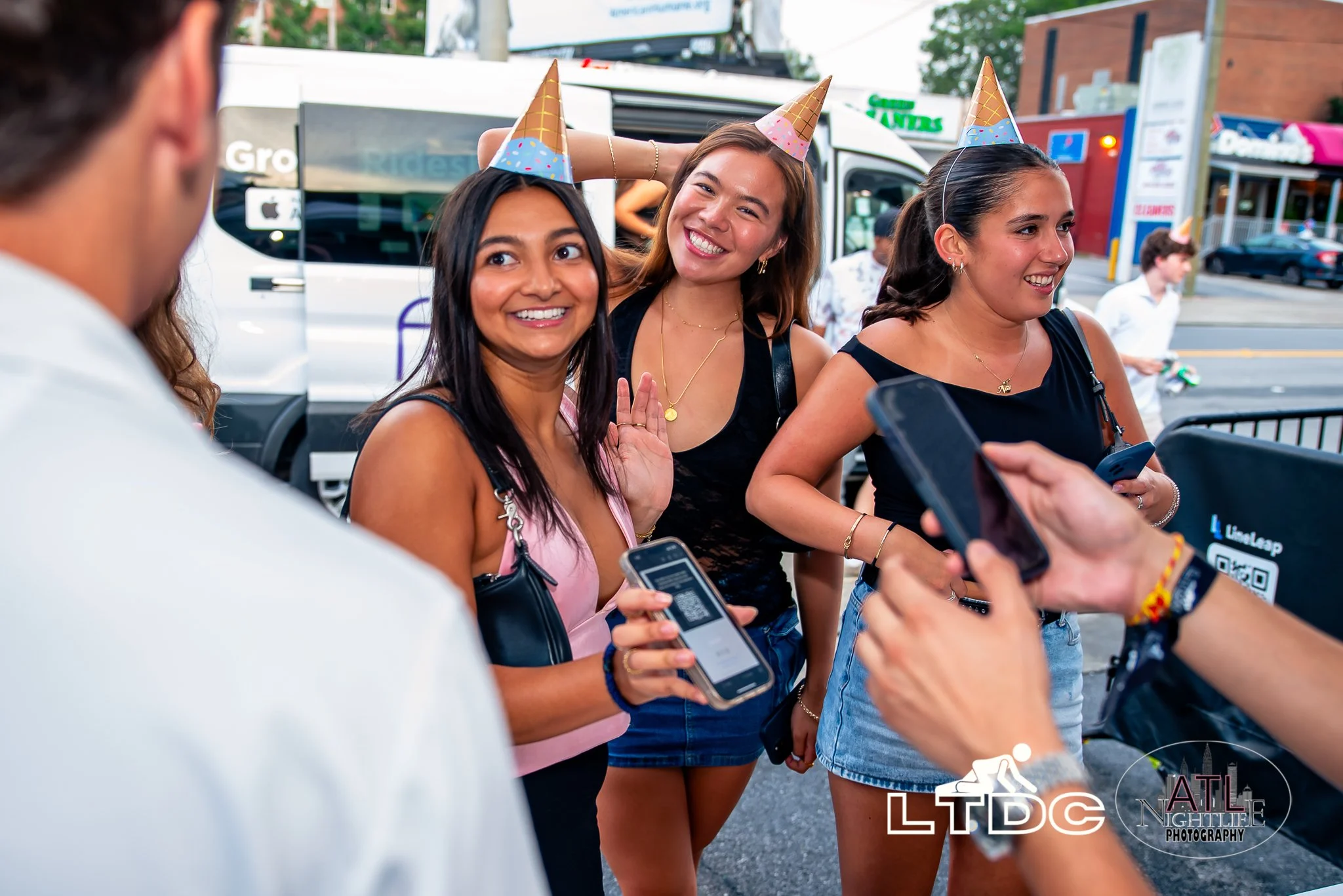 Le Tour de Crawl Back2School 08-21-2025-6.jpg