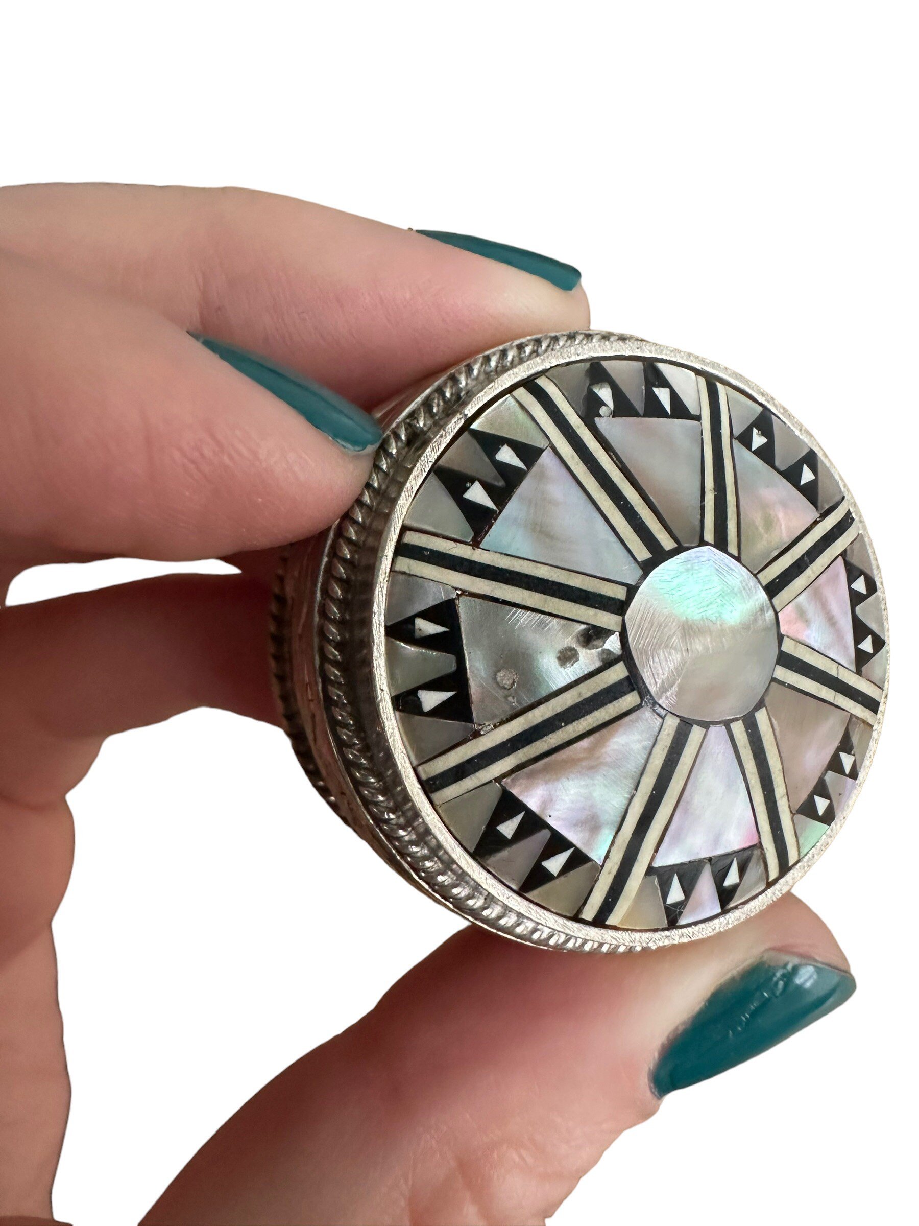 https://i.etsystatic.com/37210707/r/il/d1d916/5578509019/il_fullxfull.5578509019_fct4.jpg