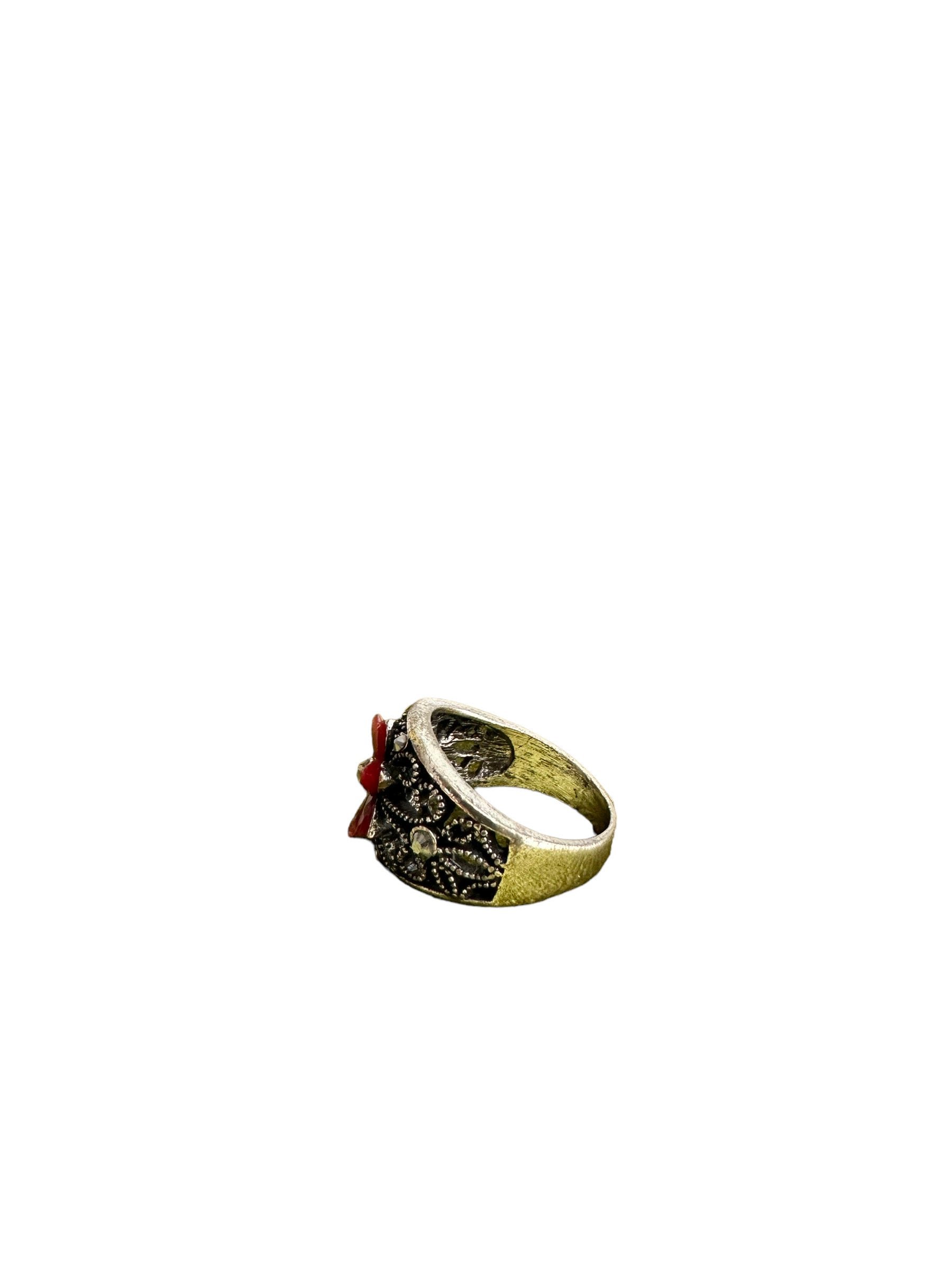 https://i.etsystatic.com/37210707/r/il/3b8398/5523900582/il_fullxfull.5523900582_rifj.jpg