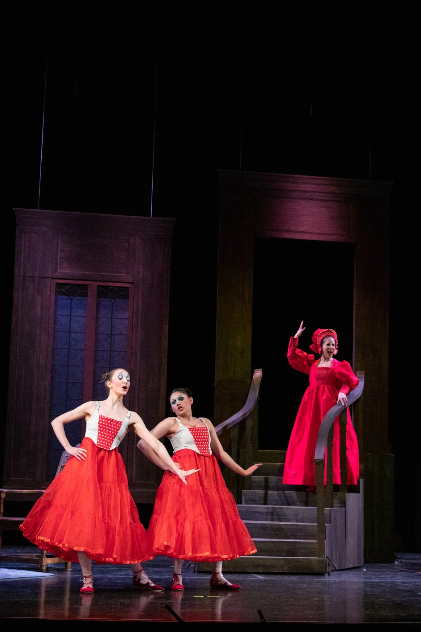 Noémie, Cendrillon, Opera McGill, 2024
Photo by Stephanie Sedlbauer