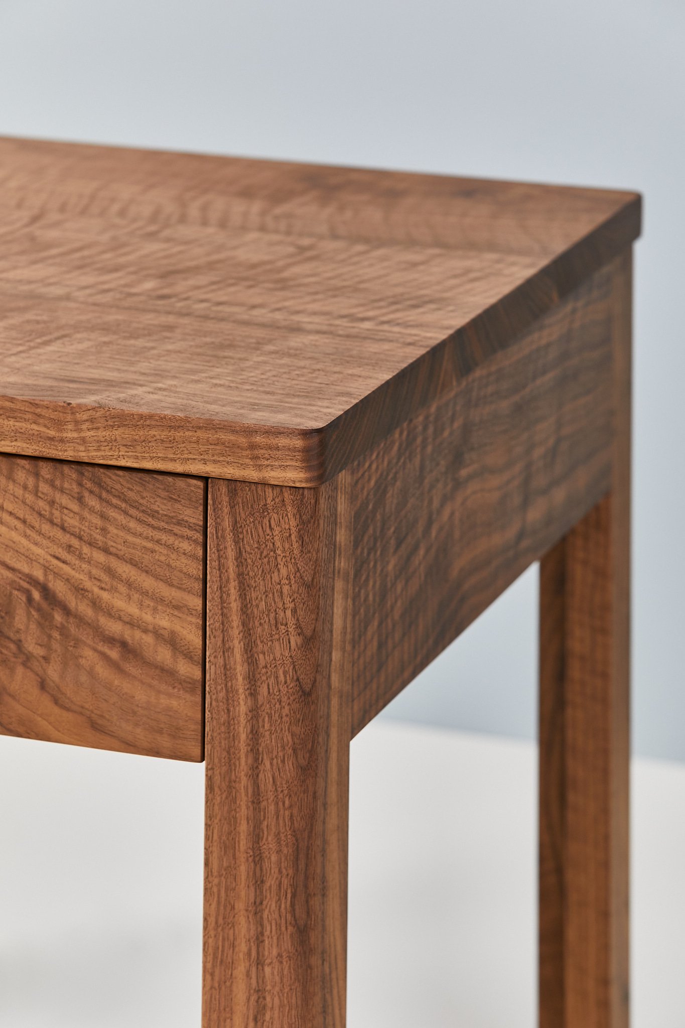 Kerr-Woodworking-Mercer-Side-Table-Walnut-Top-Detail.jpg