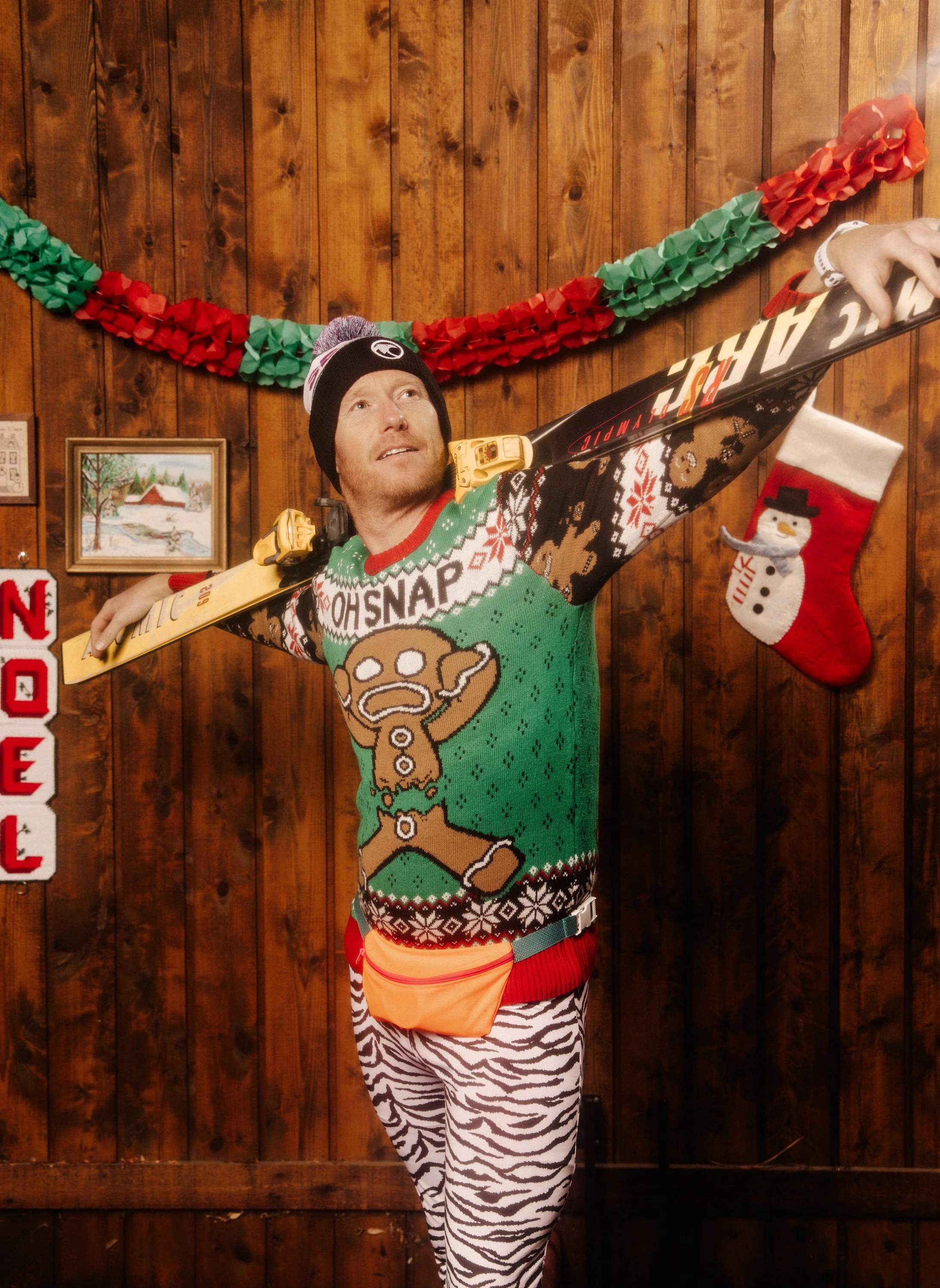 FlorentDechard_2024_UglySweaterParty-25 copy.jpg