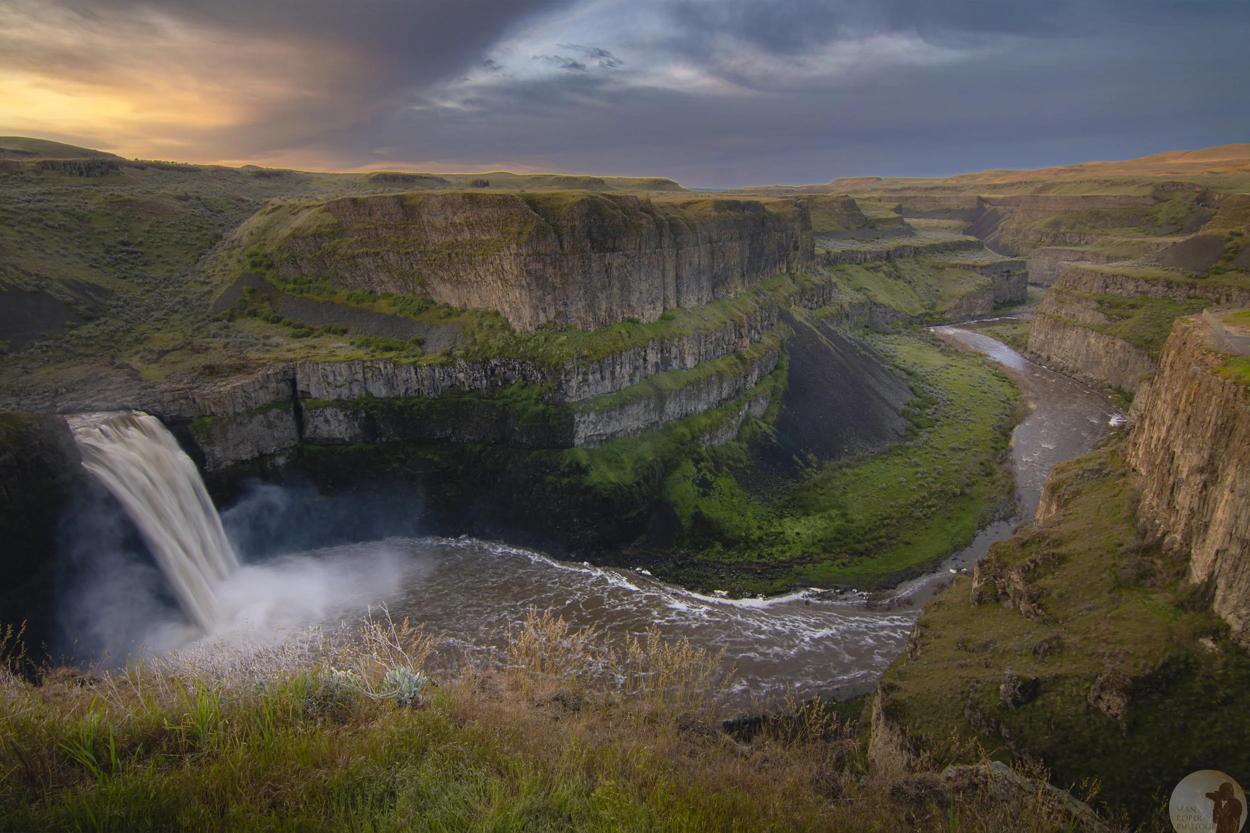 Palouse Falls watermark.jpg