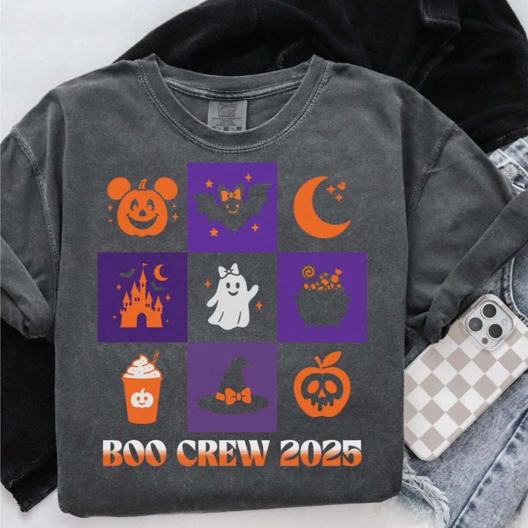 🎃 Planning a Halloween trip to the parks?⁣
Whether you're rolling deep with the whole boo crew or just doing a girls' getaway, this tee is the trick AND the treat. 🧡👻⁣
⁣
✨ Perfect for matching photos⁣
🎢 Comfy enough for rope drop to fireworks⁣
🛍
