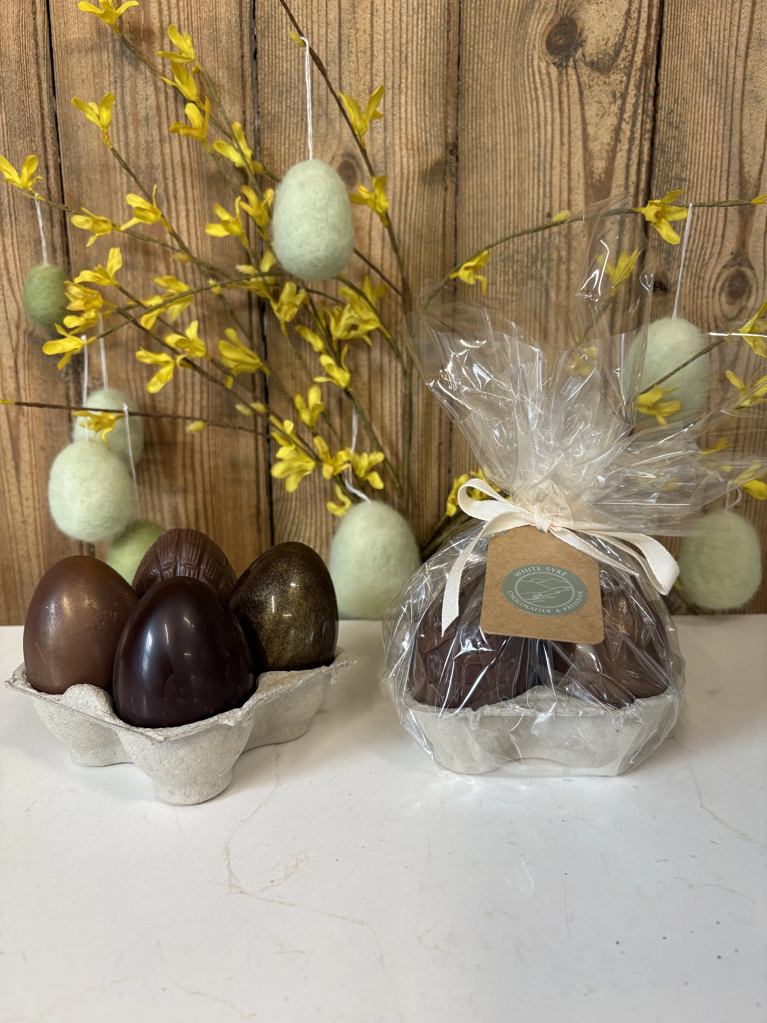 Box of 4 Easter Eggs