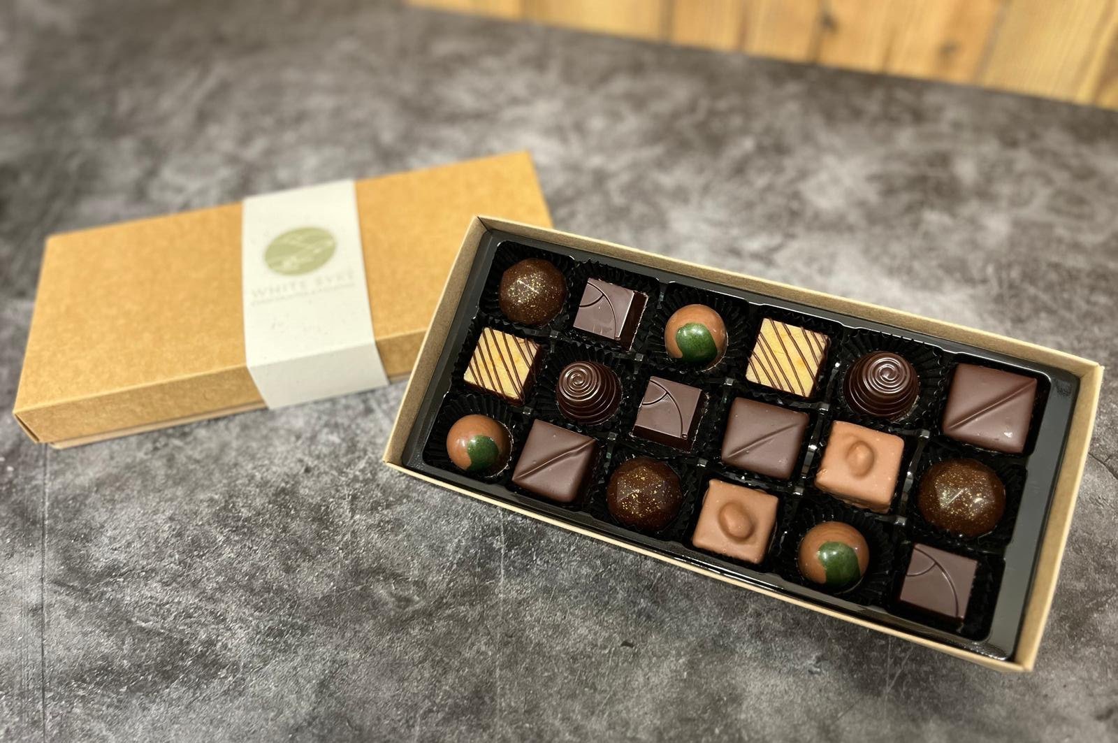 18 Piece Chocolate Box