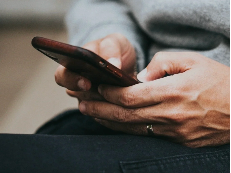 Could Your Smartphone Predict Your Next&nbsp;Flare?