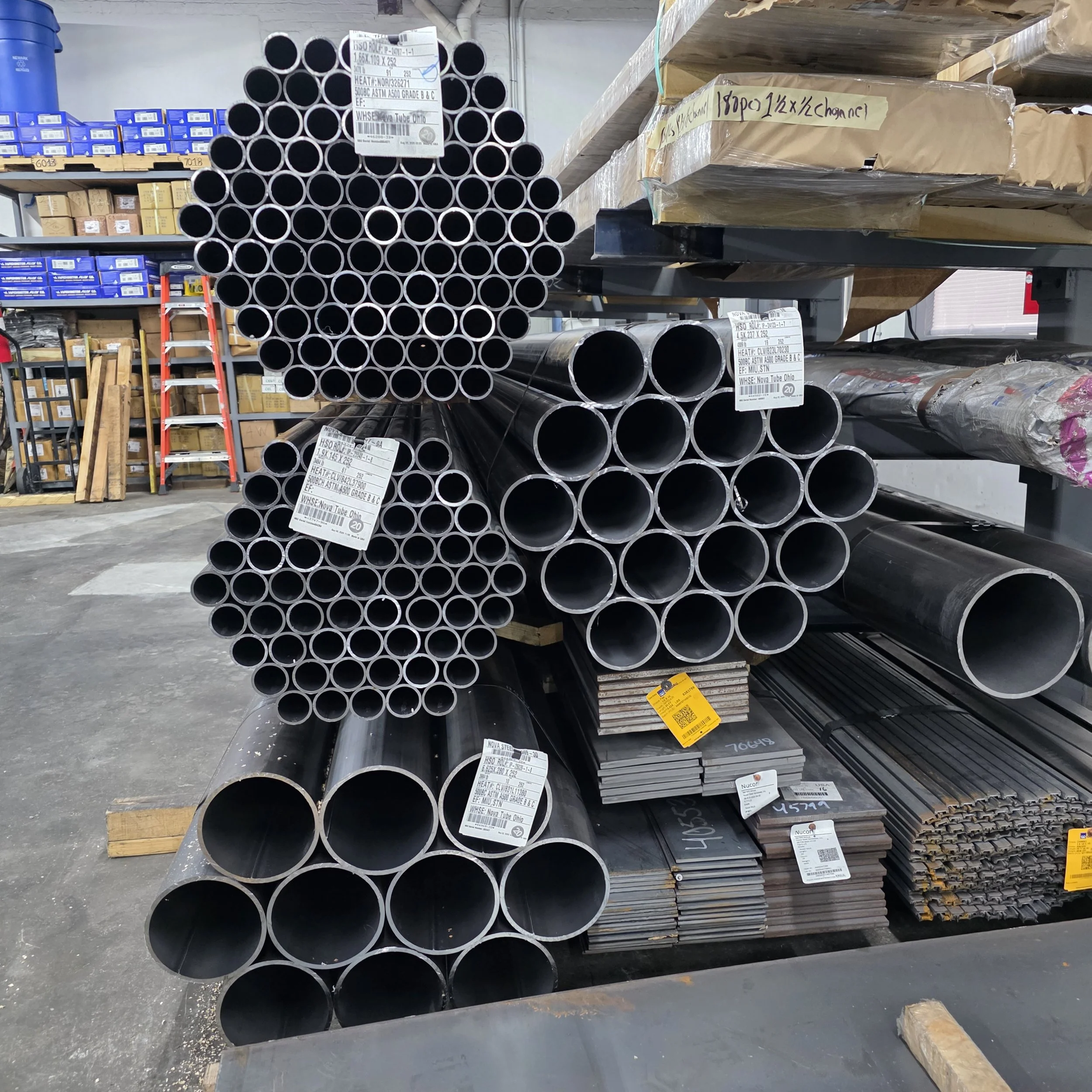 Large Quantities of steel pipes