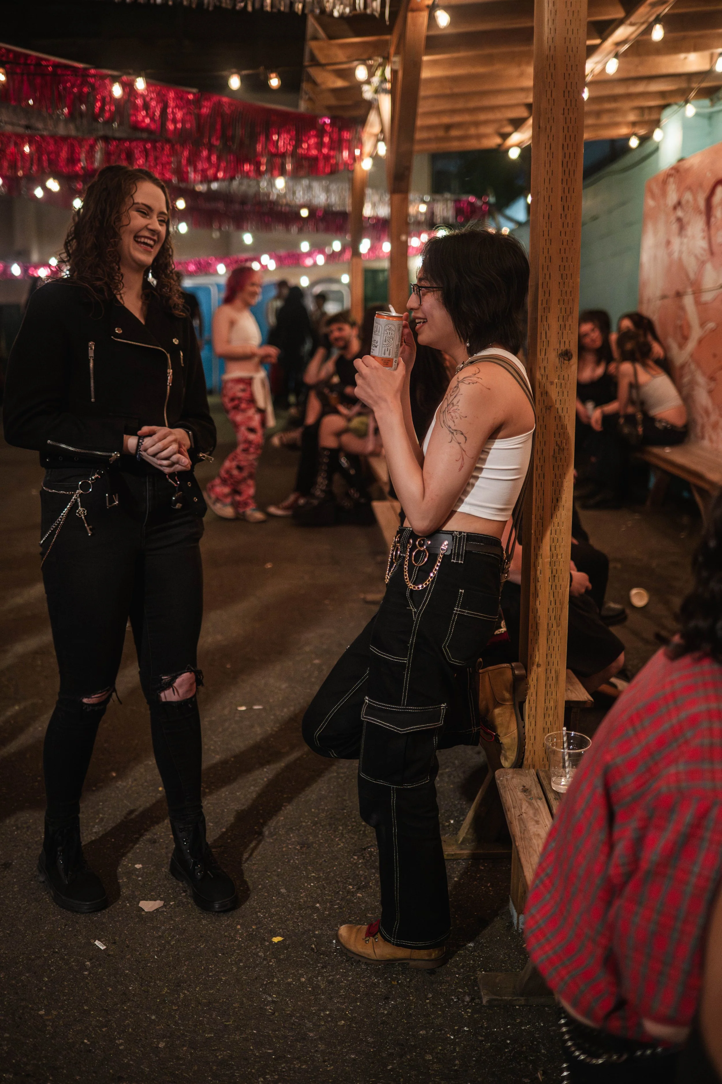 RIOTgrrrl-may8-jesseRAYphoto-2971.jpg