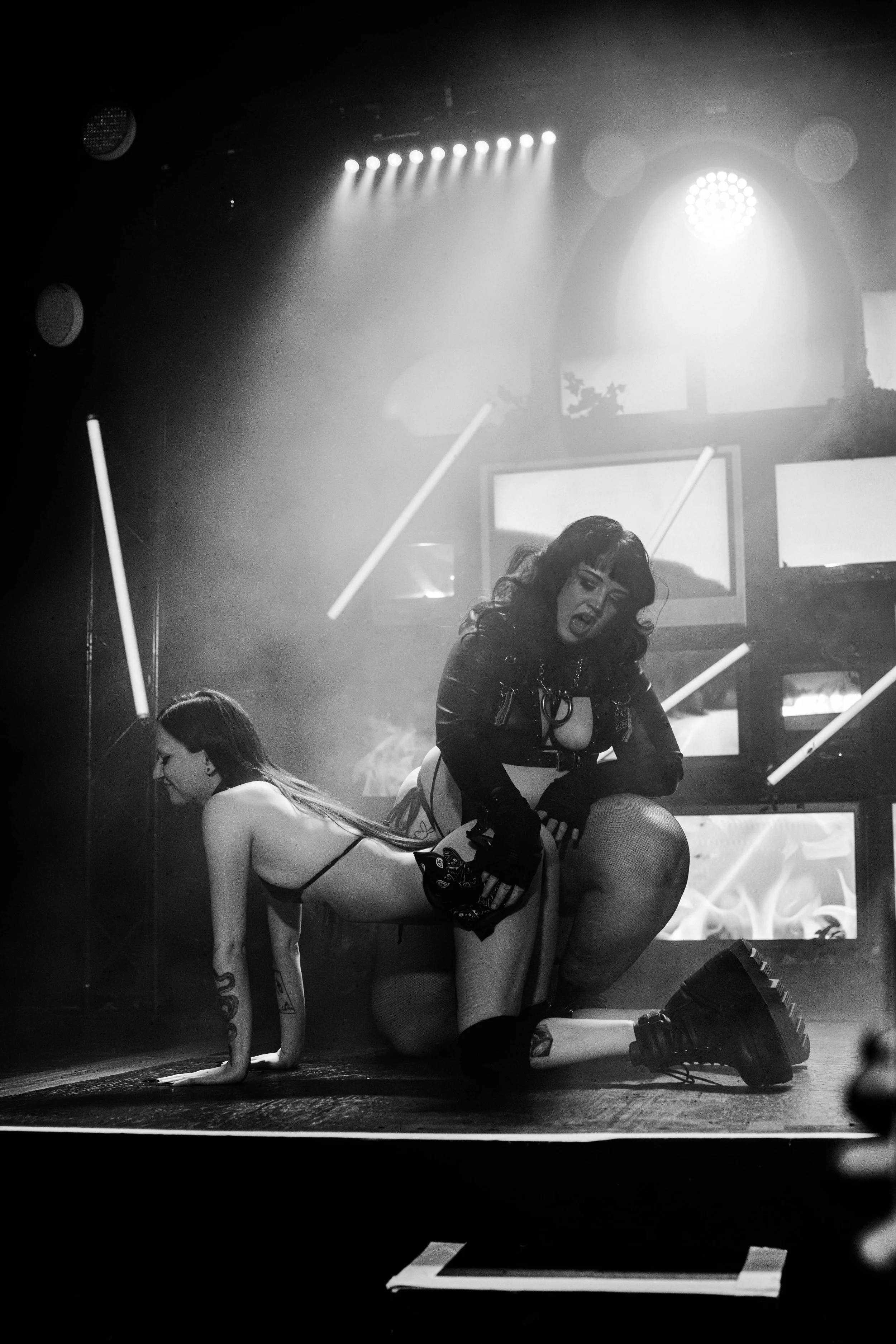 RIDE-may9-B&W-jesseRAYphoto-1755.jpg