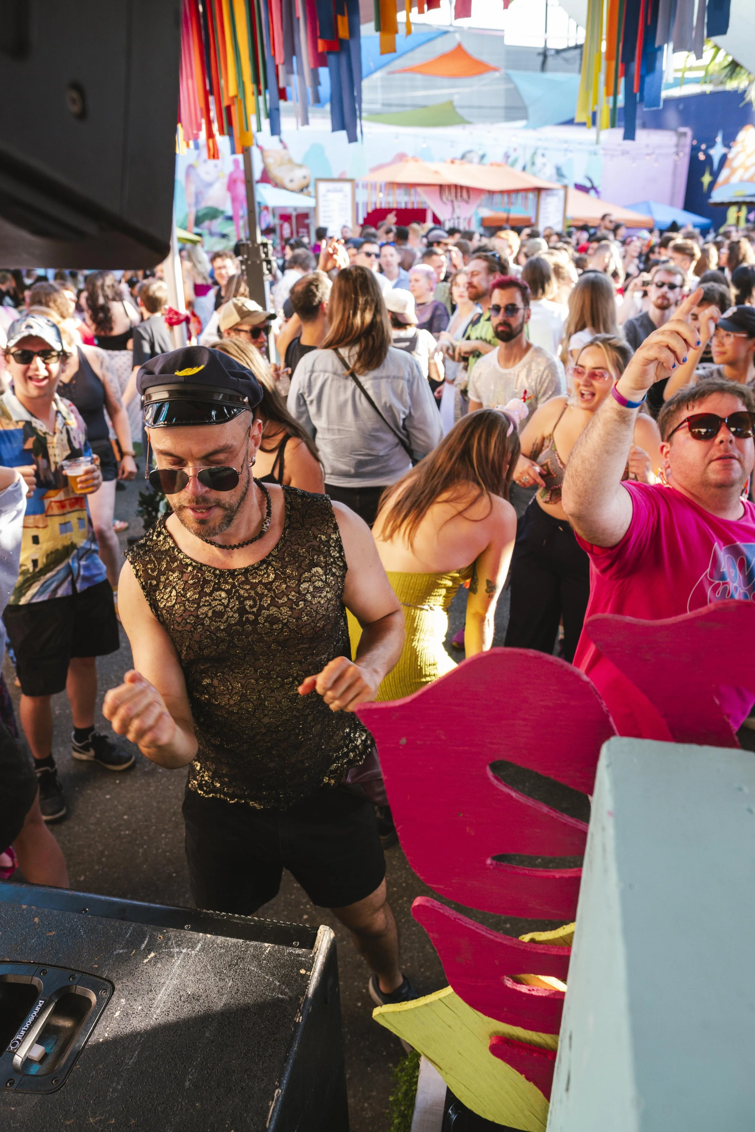 Q&B-PRIDE2026-jesseRAYphoto-5542.jpg