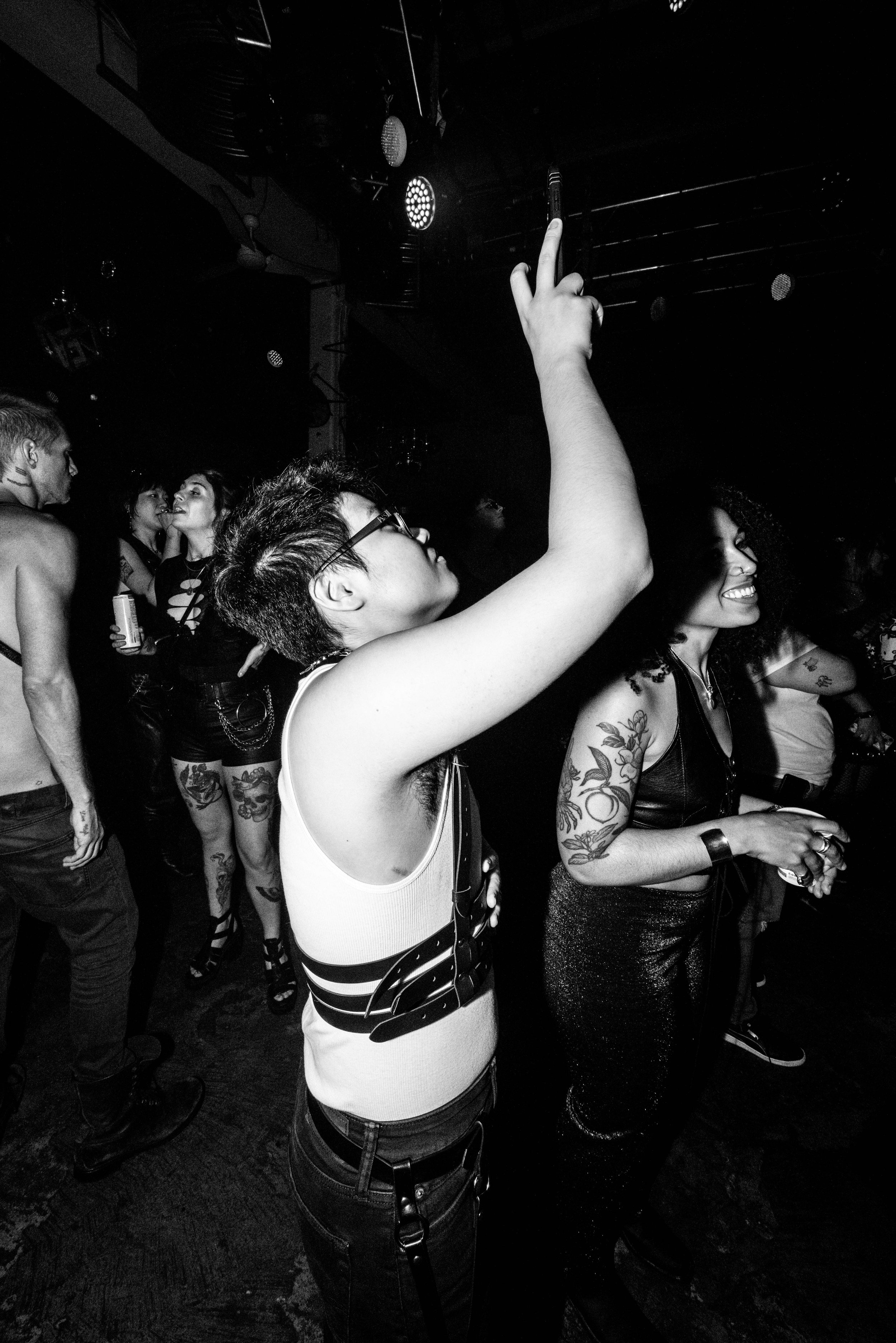 RIDE-may9-B&W-jesseRAYphoto-1865.jpg