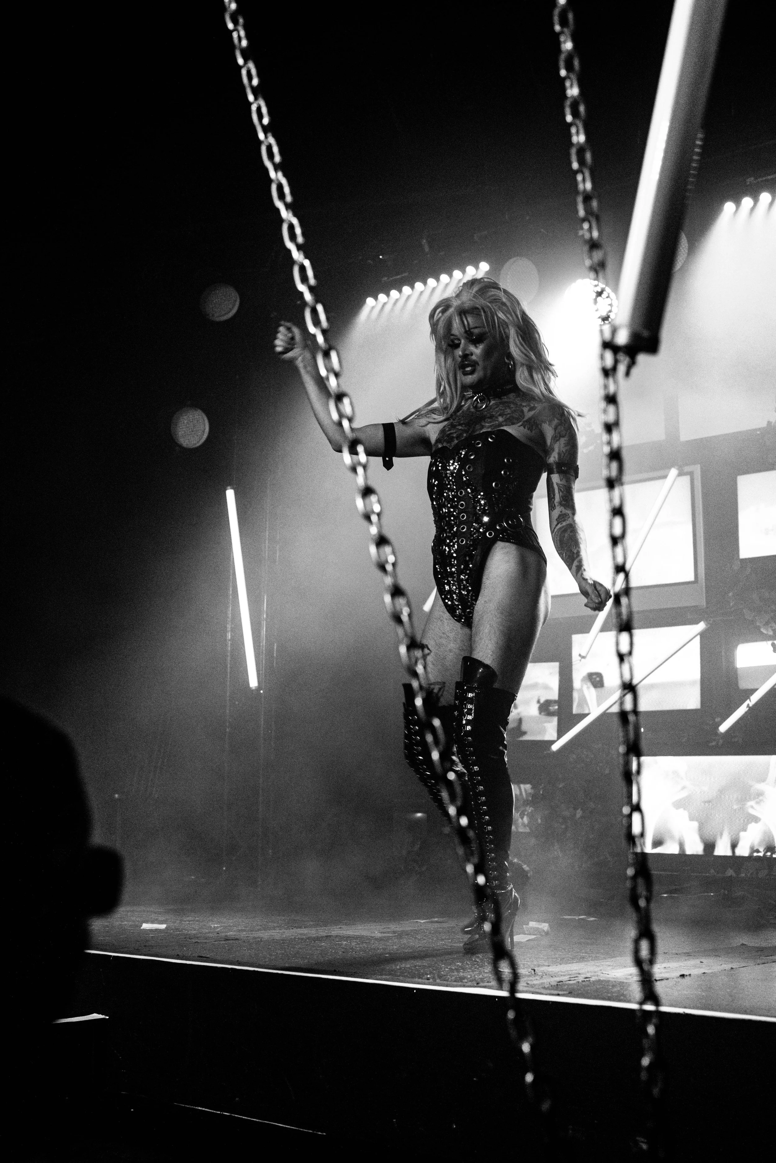 RIDE-may9-B&W-jesseRAYphoto-1731.jpg