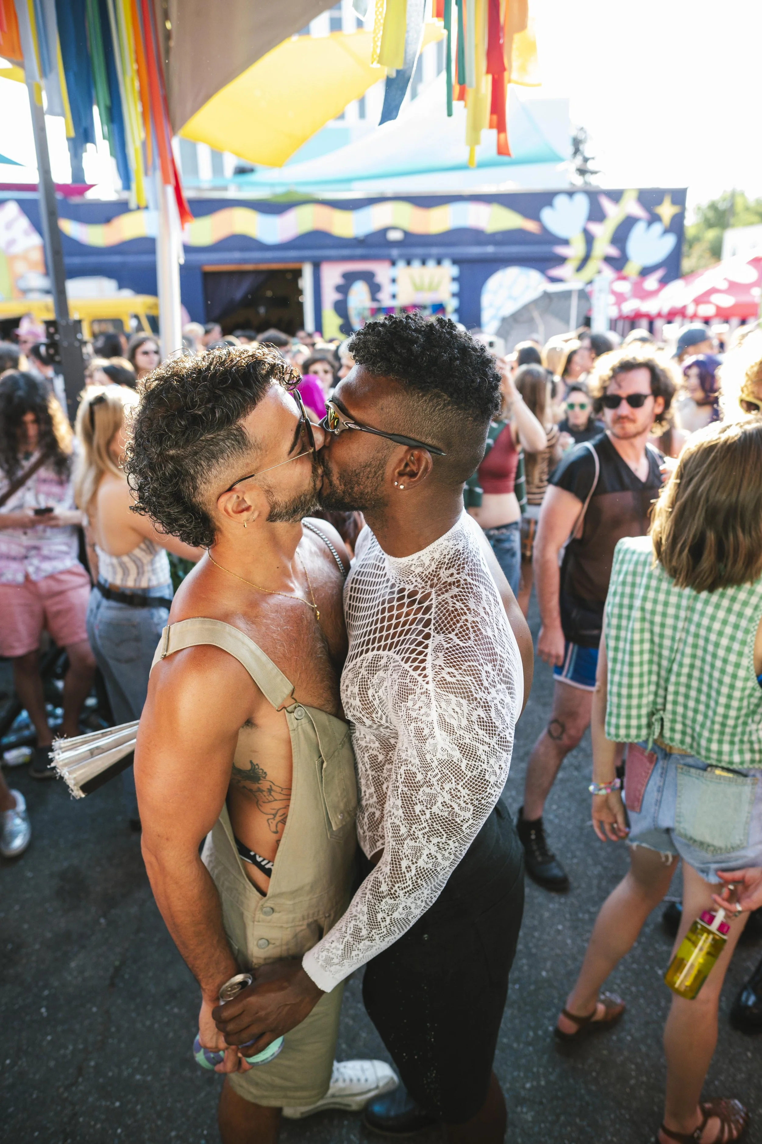 Q&B-PRIDE2026-jesseRAYphoto-5439.jpg