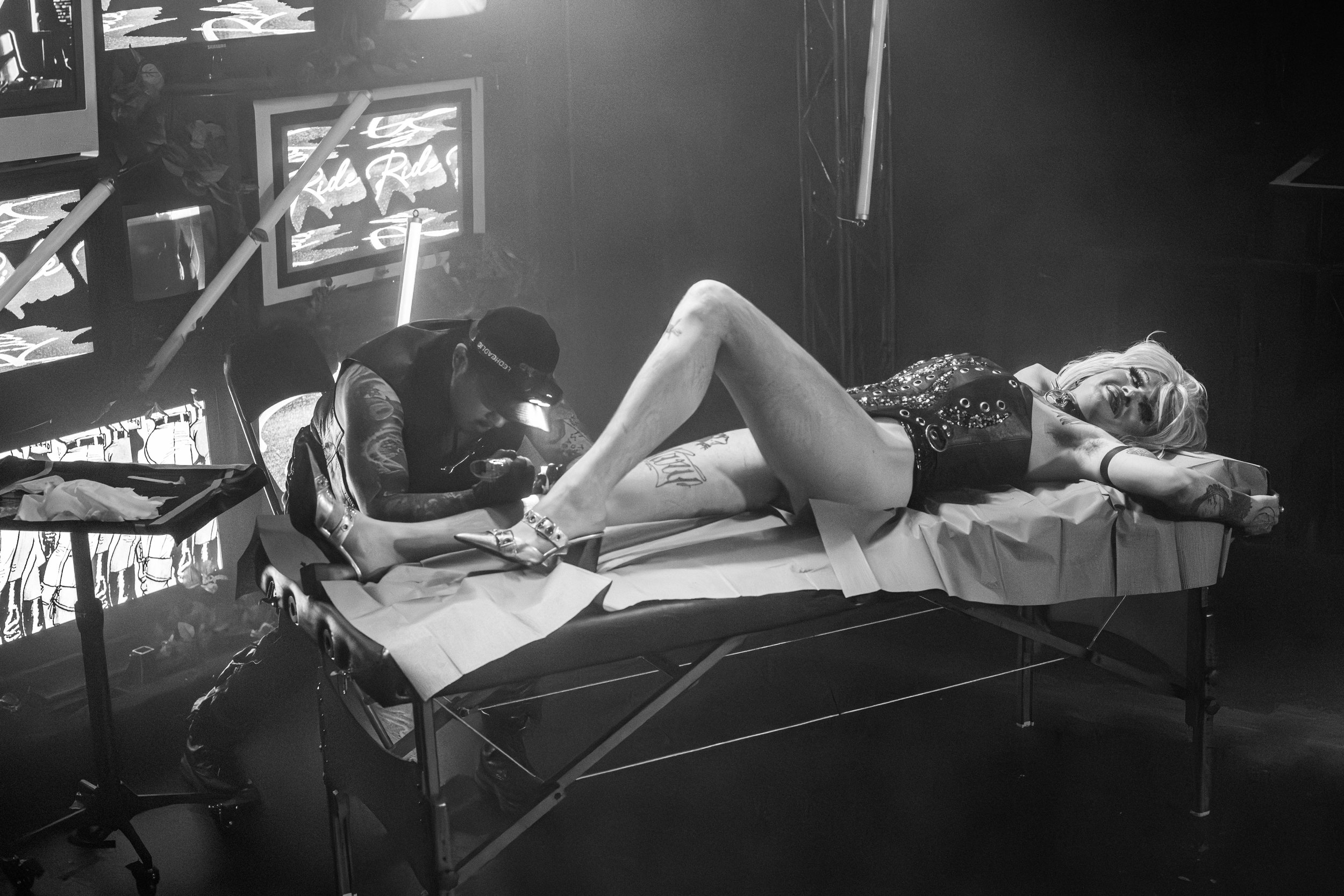 RIDE-may9-B&W-jesseRAYphoto-3055.jpg