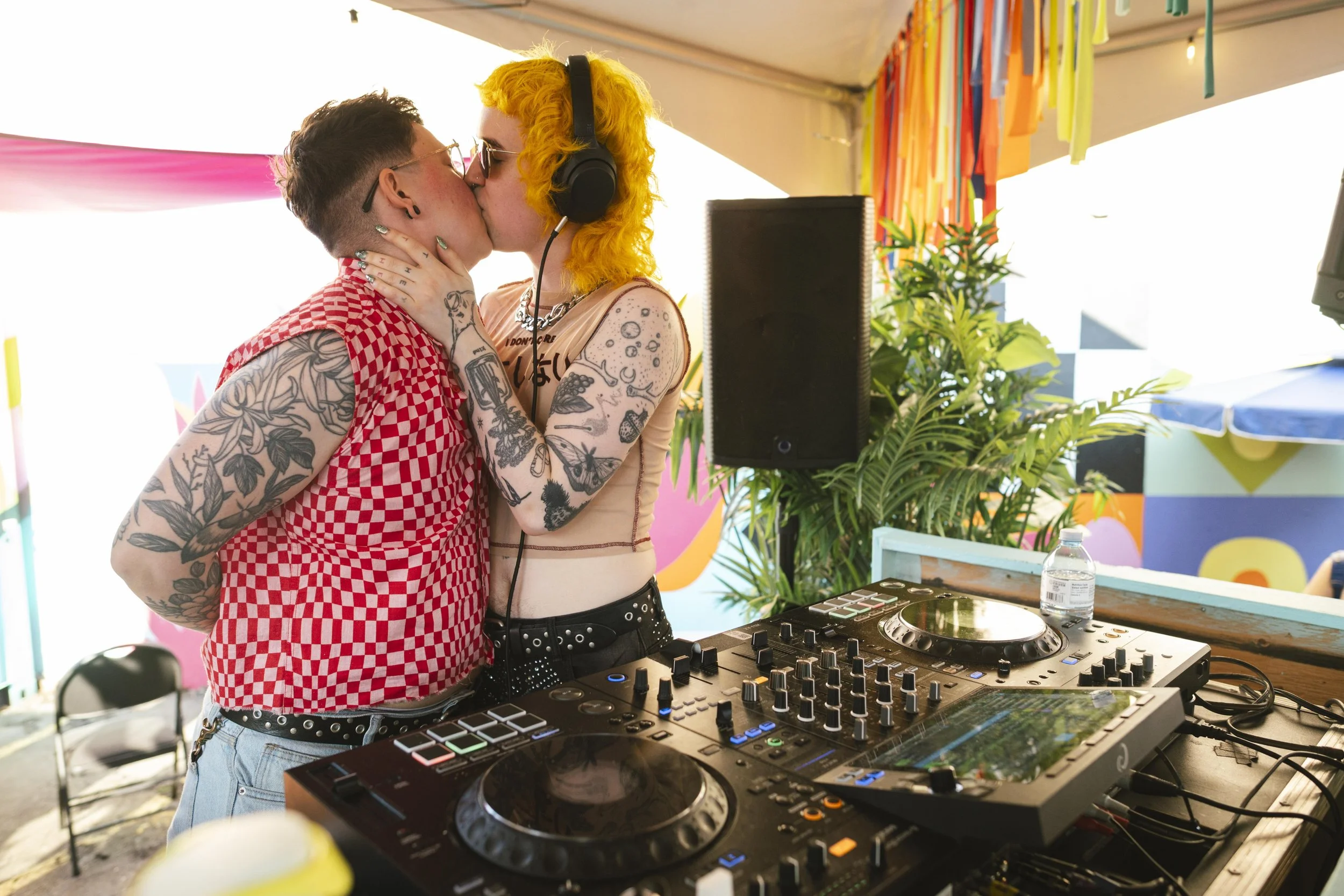 Q&B-PRIDE2026-jesseRAYphoto-5352.jpg