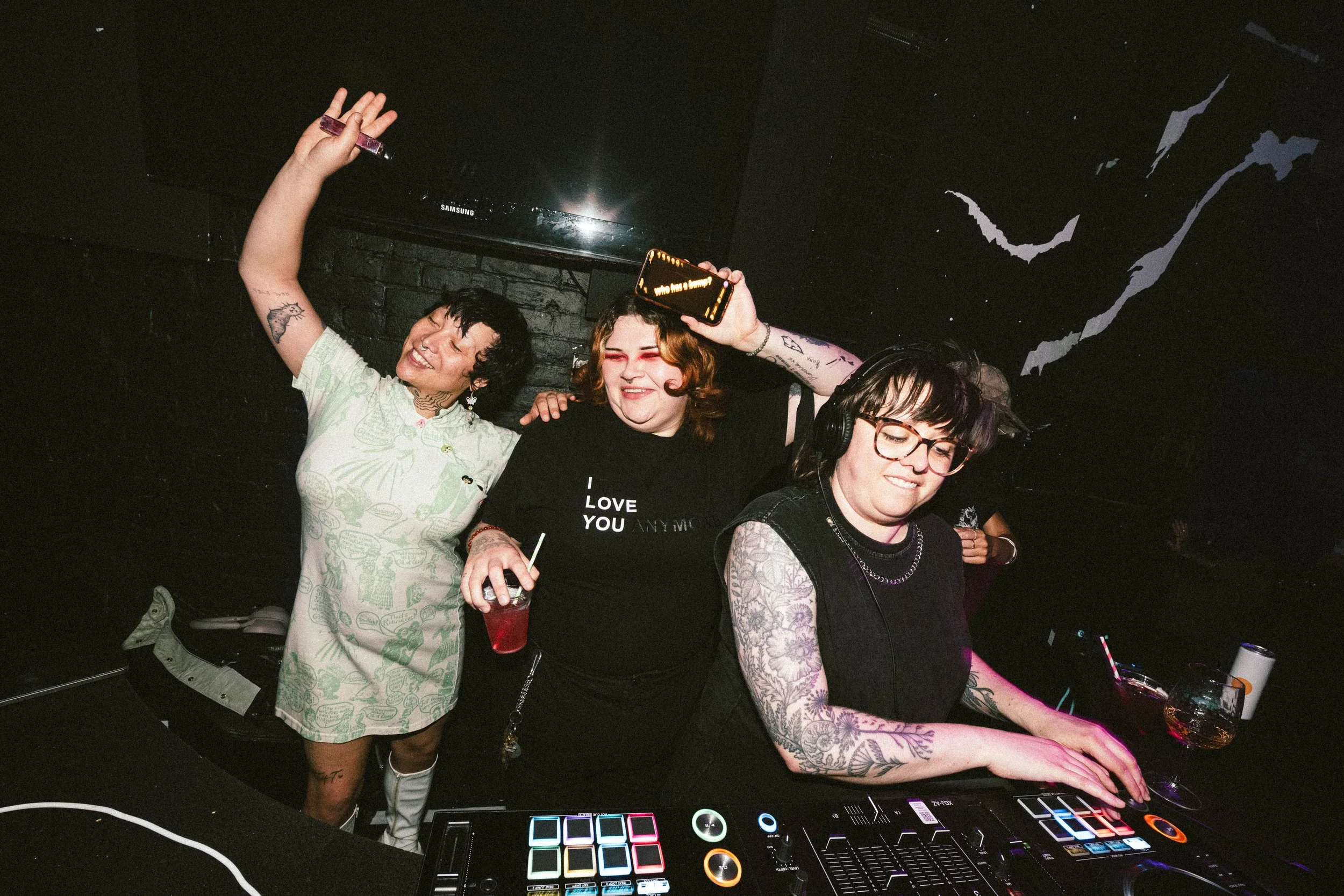 RIOTgrrrl-may8-jesseRAYphoto-2948.jpg