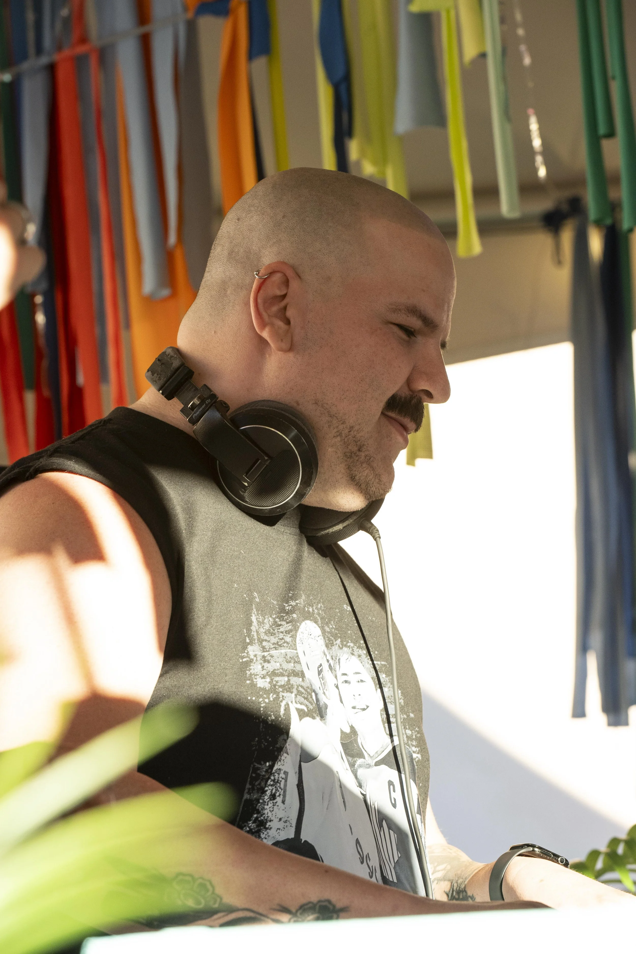 Q&B-PRIDE2026-jesseRAYphoto-5643.jpg