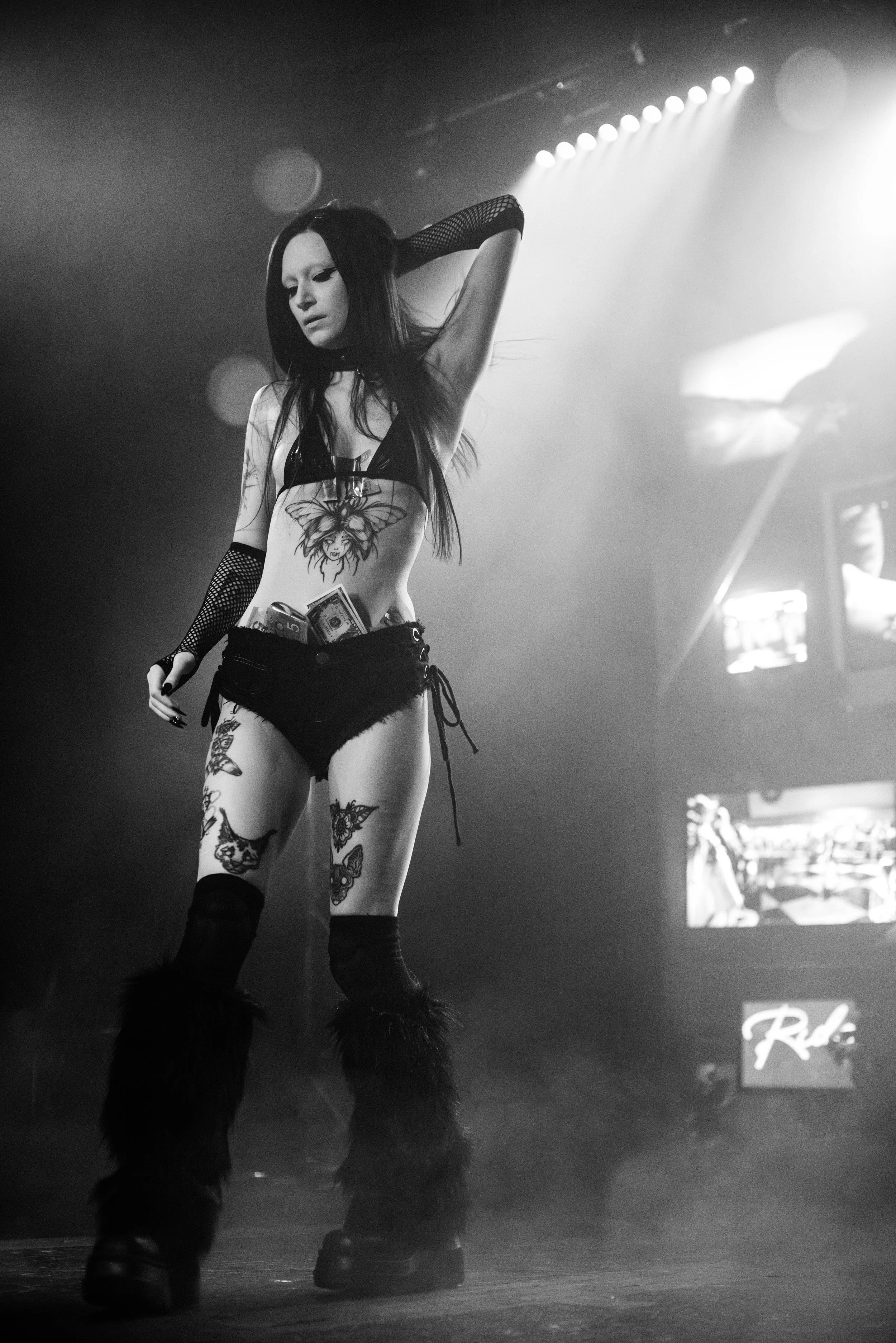 RIDE-may9-B&W-jesseRAYphoto-1915.jpg