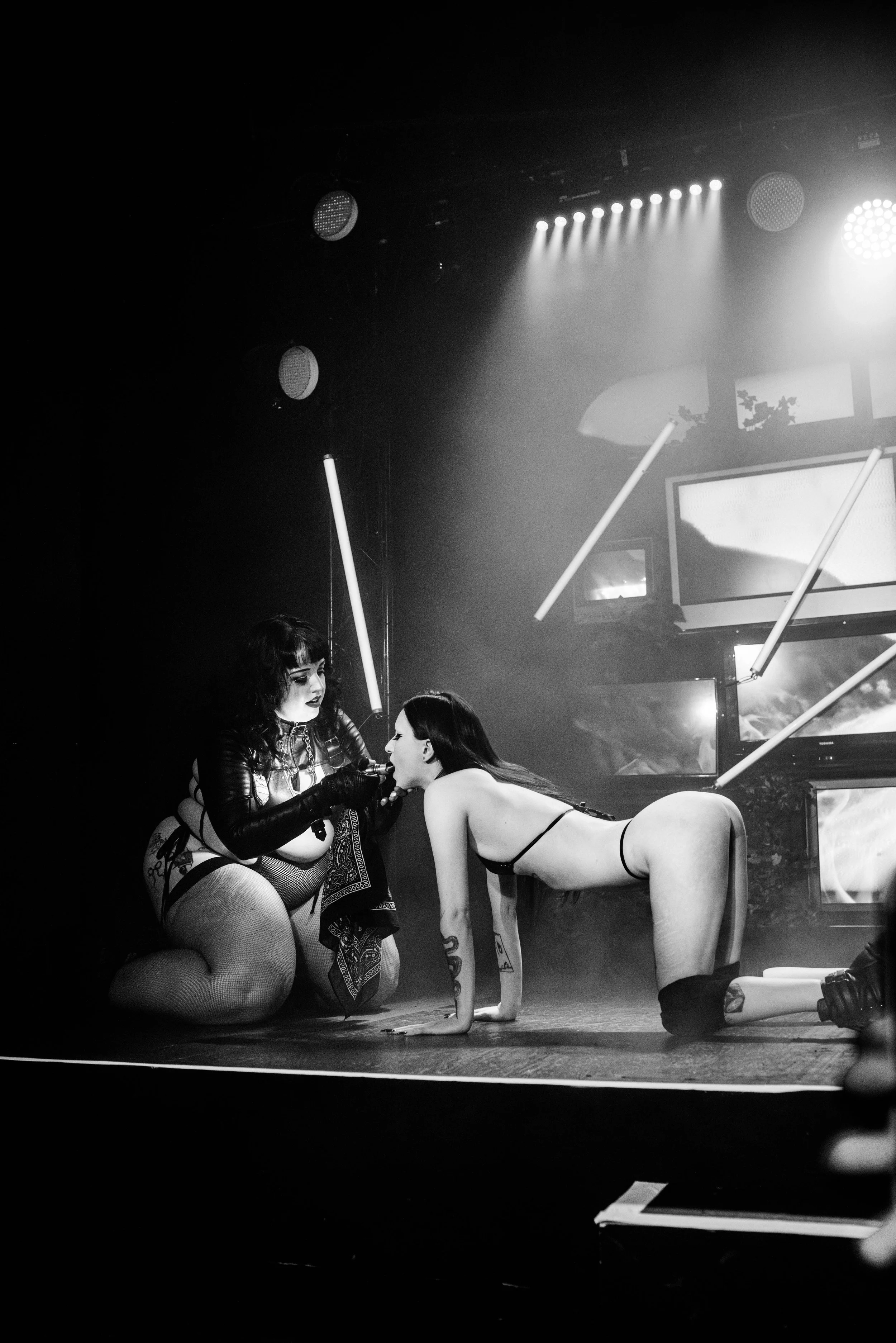 RIDE-may9-B&W-jesseRAYphoto-1760.jpg