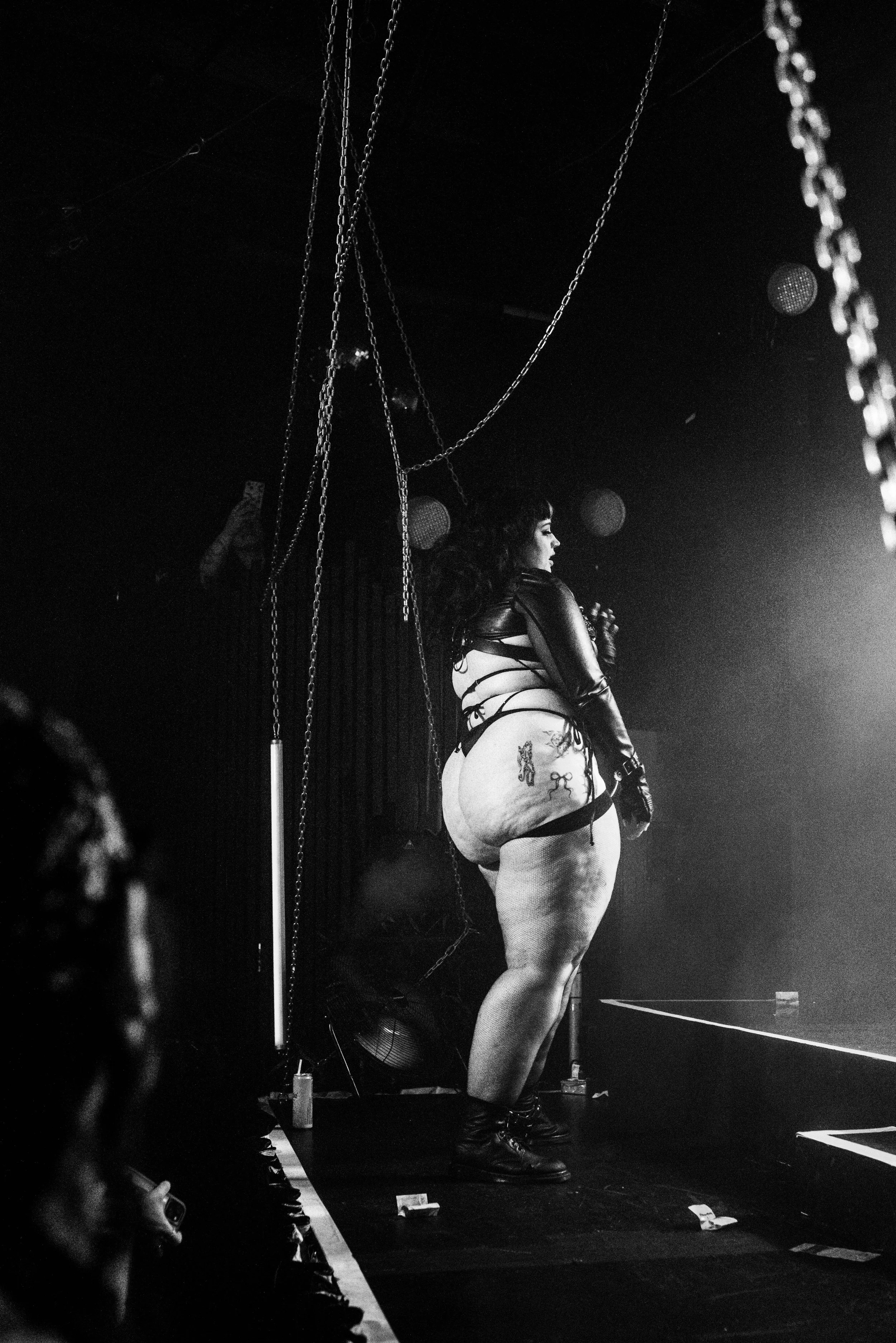 RIDE-may9-B&W-jesseRAYphoto-1748.jpg