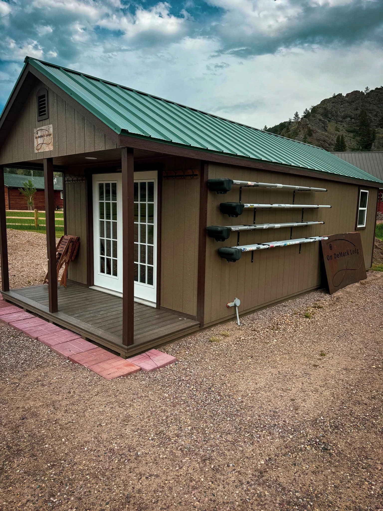On DeMark Lodge - Montana-3.jpg