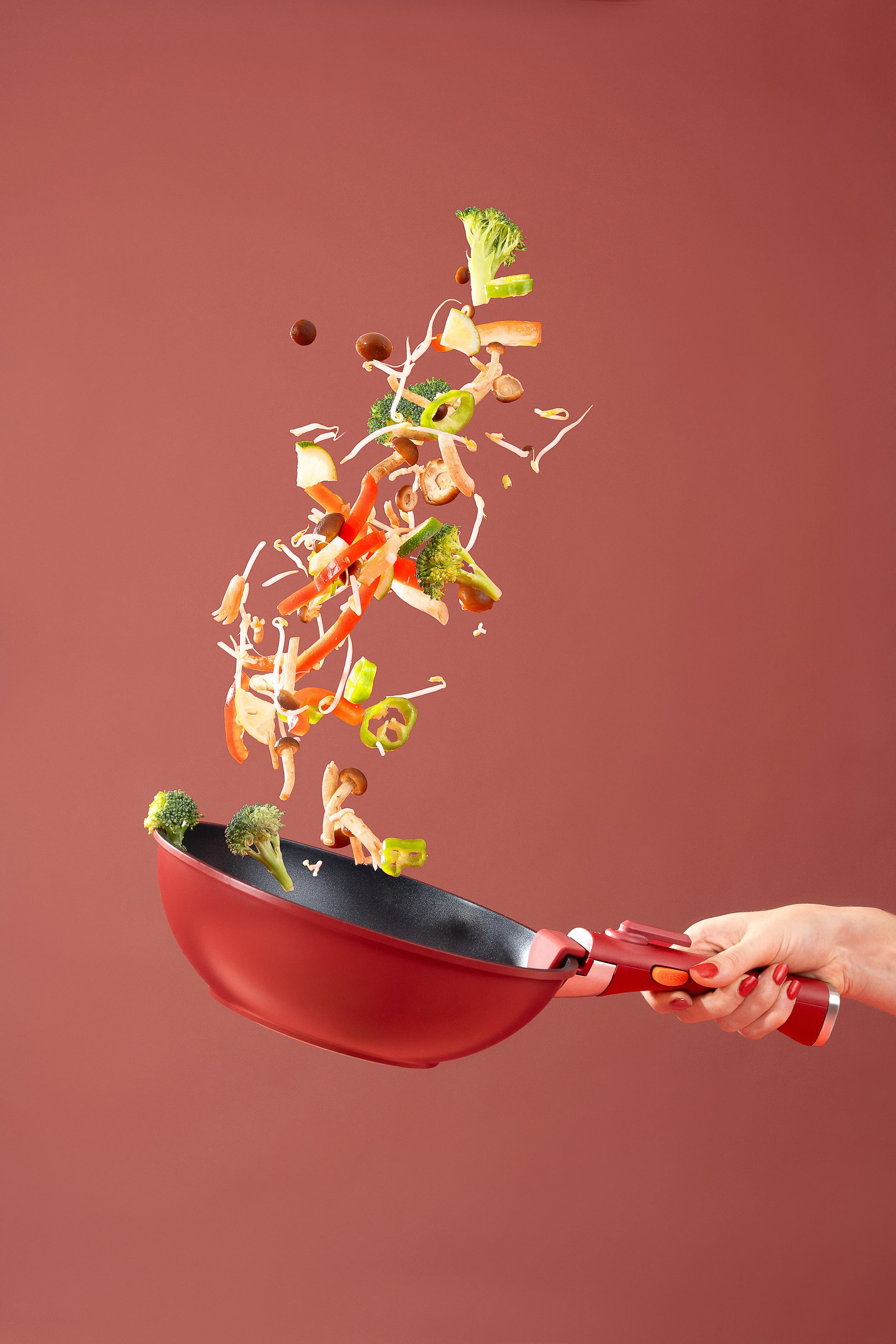 MasterPRO | Cookware and Burst of Colors