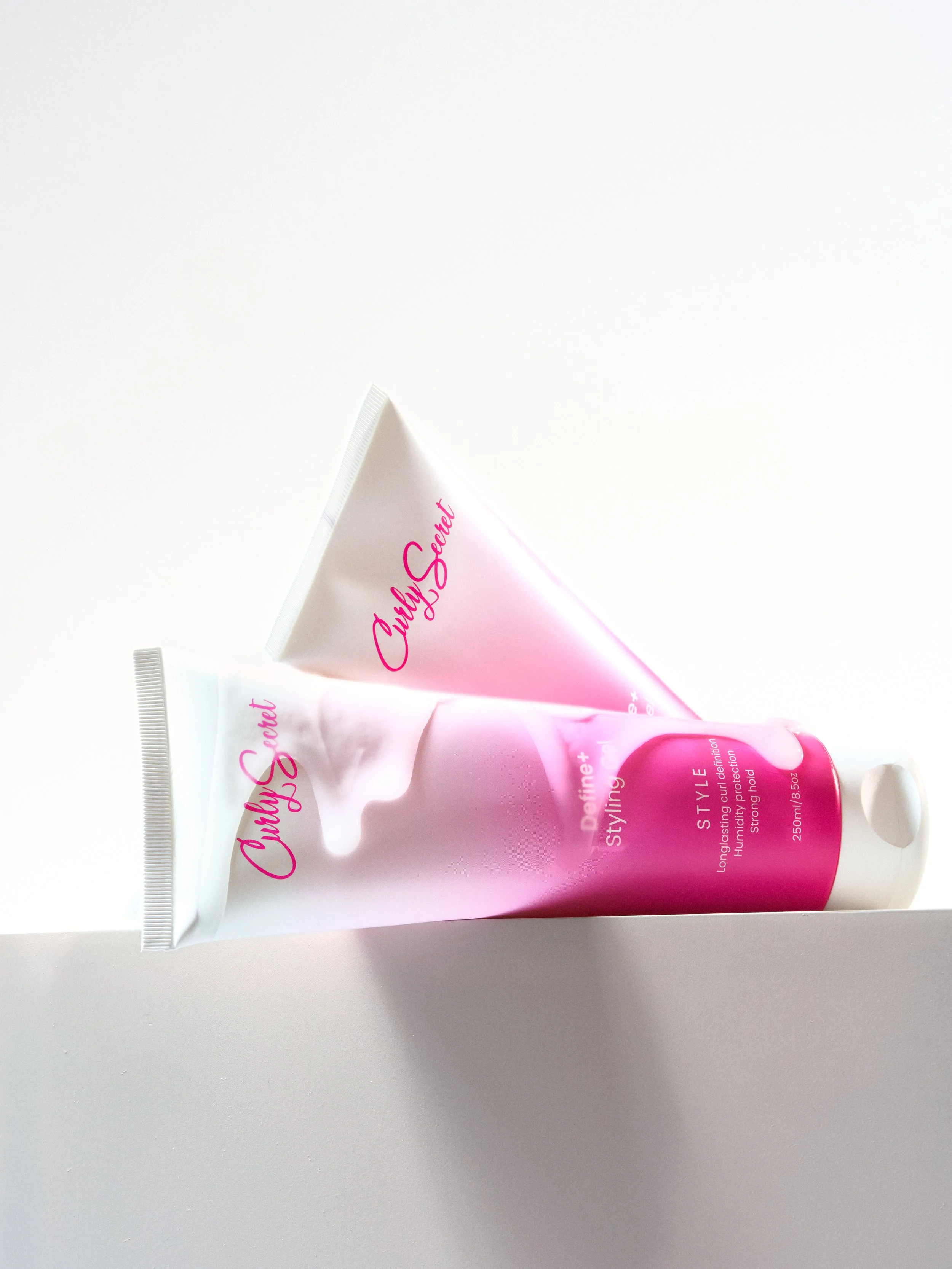 Curly Secret_Gel Tube Define_June 20261629.jpg