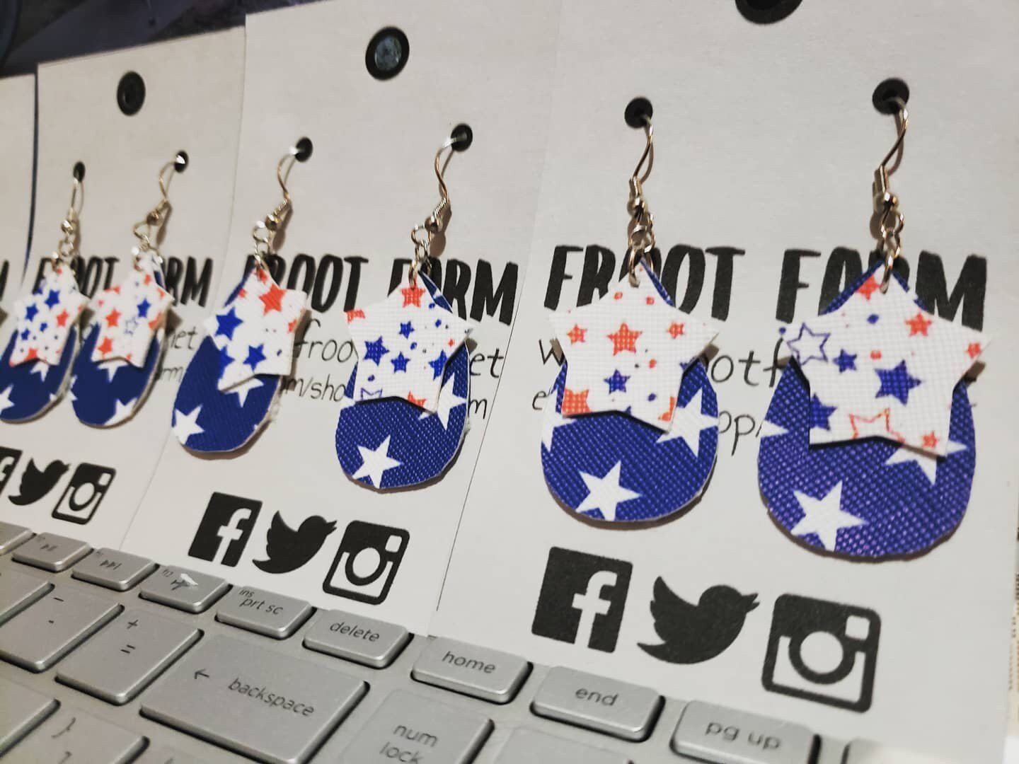 https://i.etsystatic.com/12039561/r/il/df103a/3693909766/il_fullxfull.3693909766_2vc0.jpg