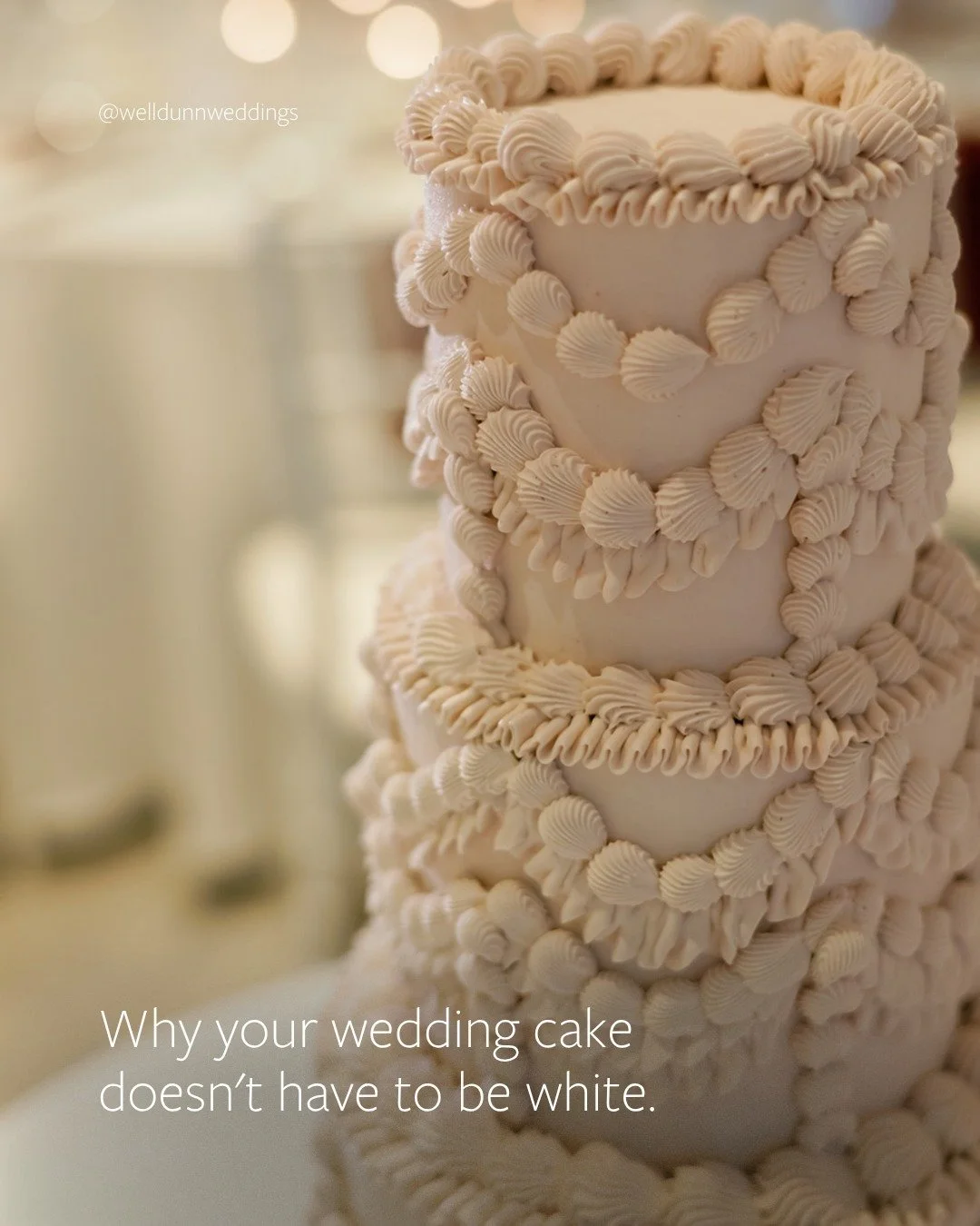 White has been the default wedding cake color for over a century.

Here is why your cake doesn't have to follow that rule.

Color in cake design does three things that white simply cannot. It anchors the visual palette of the entire reception. It giv