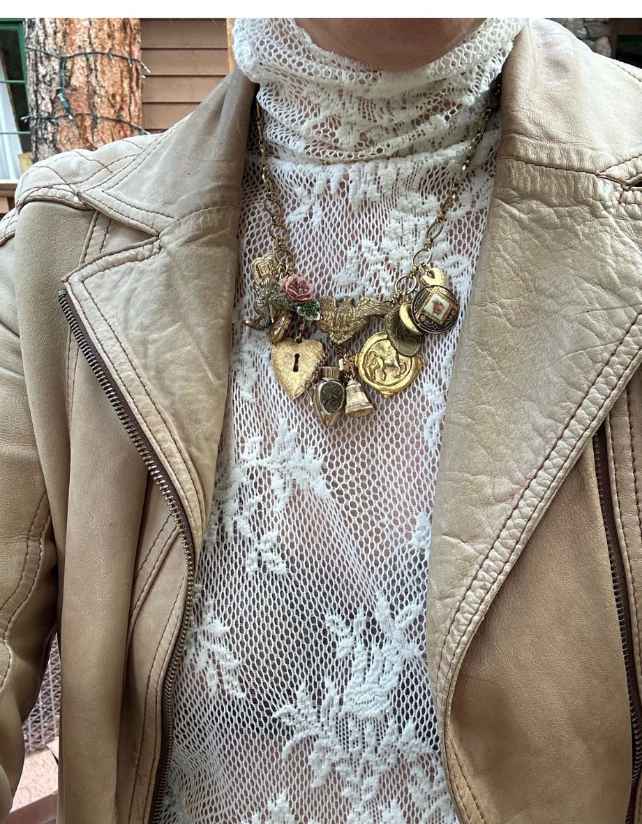 BigBoldVintageCharmNecklace3.jpg