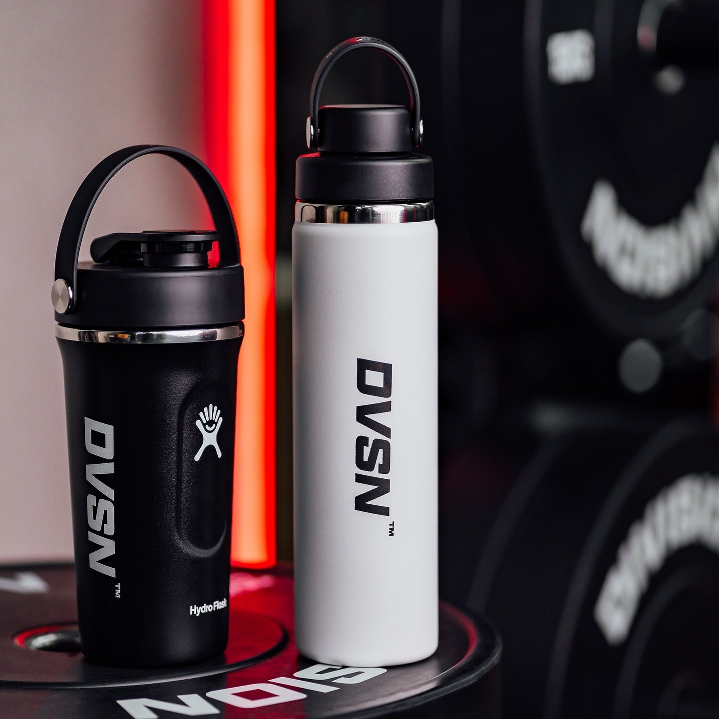 DVSN x HYDRO FLASK

It&rsquo;s official.

Featuring the 24 Oz Insulated Shaker Bottle in BLACK and and the 24 Oz Wide Flex Chug Cap Bottle in WHITE, the DVSN x HYDRO FLASK Collection is for all your hydration needs - both in and out of the studio.

⚪