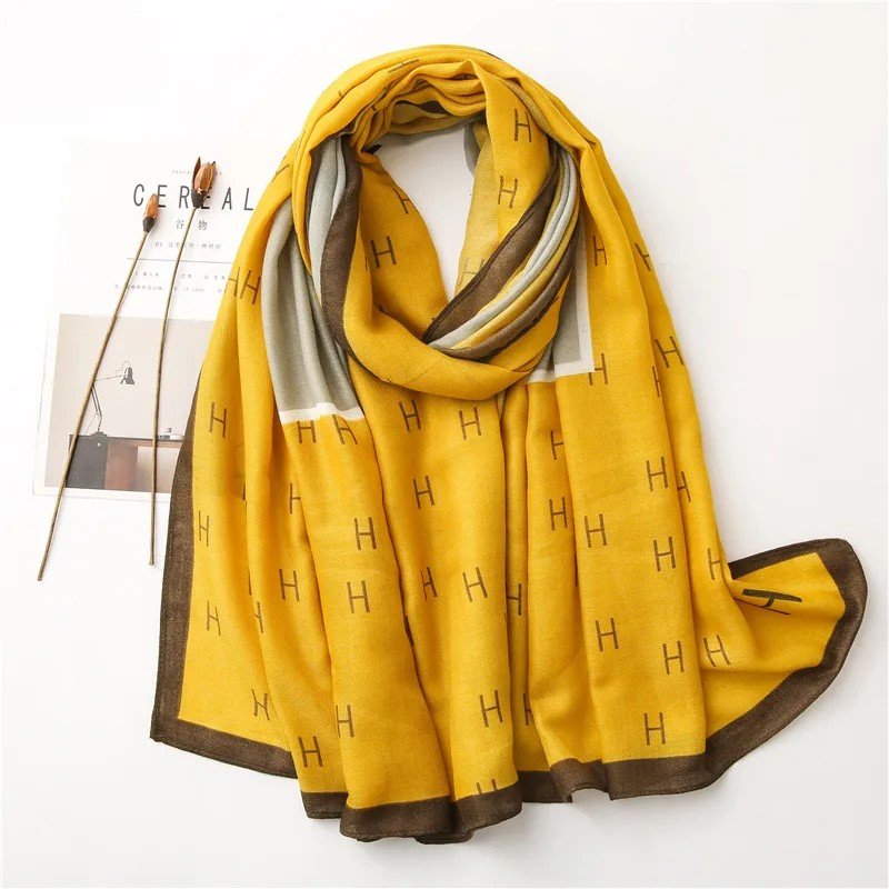 Letter-Color-Matching-Spring-And-Autumn-Seaside-Shawl-Scarf-Dual-use (4).jpeg