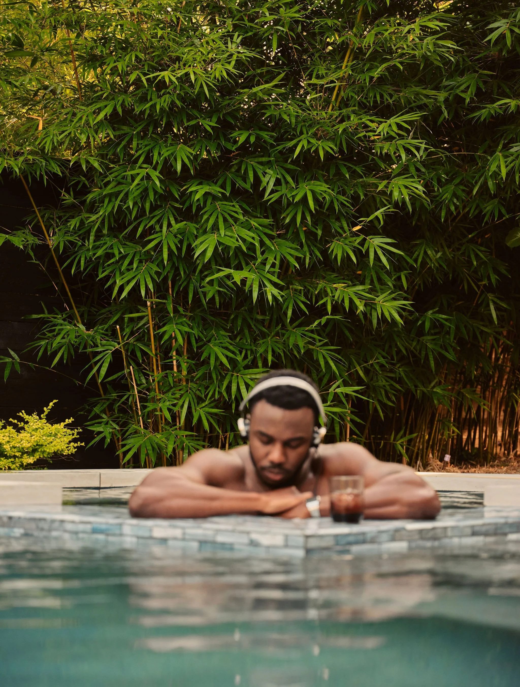 Visual proof of an unforgettable stay is the highest form of currency in the travel space. When lifestyle imagery is tasteful and has boutique-level sophistication, the decision to book becomes a no-brainer.