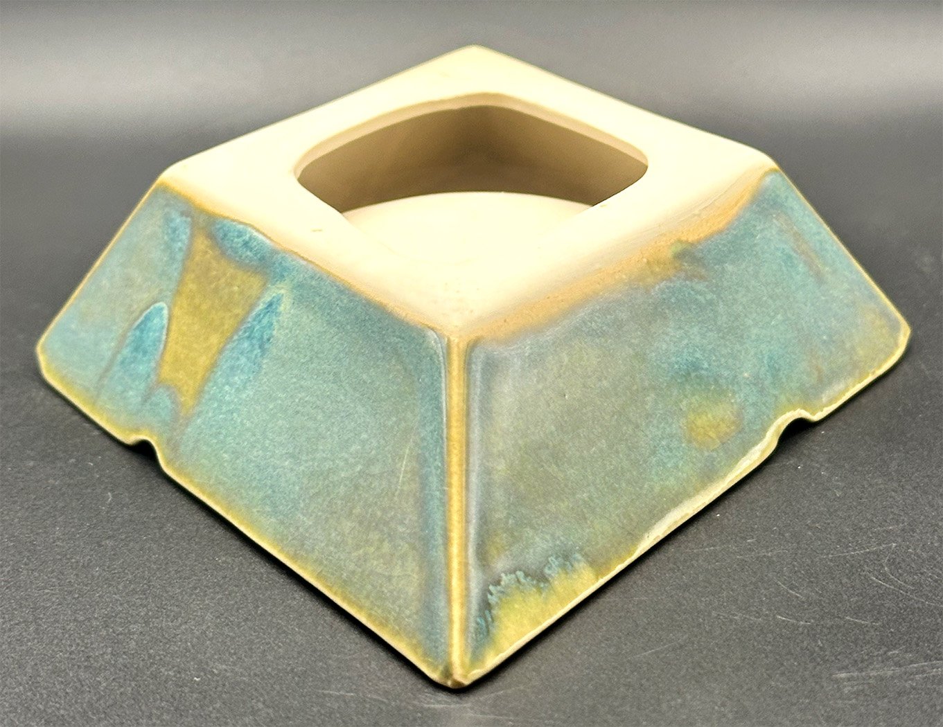 TexturedTurqoiseAshtray1.jpg