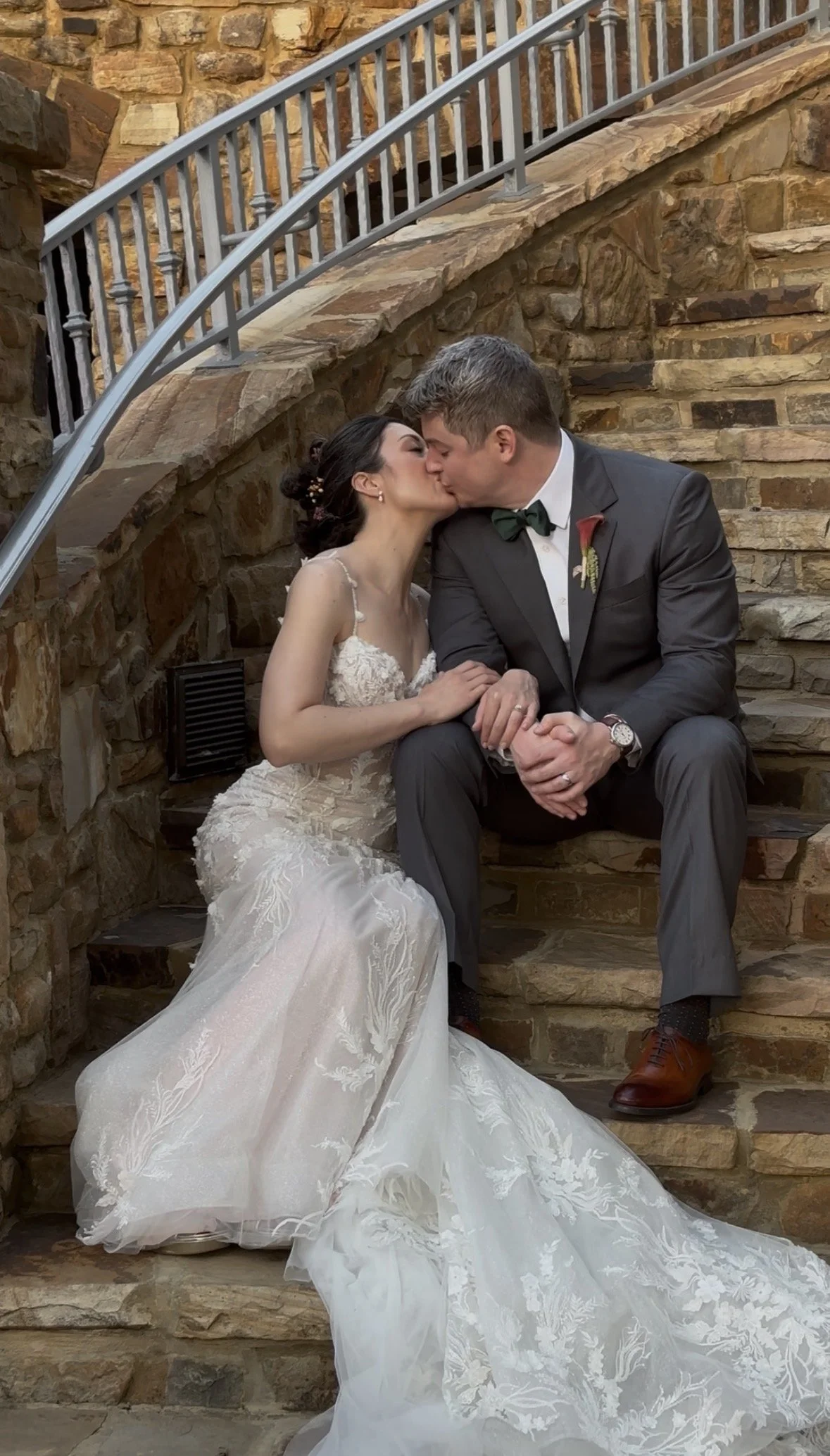 the-gemma-social-the-ledges-alabama-destination-wedding-content-creator.jpg