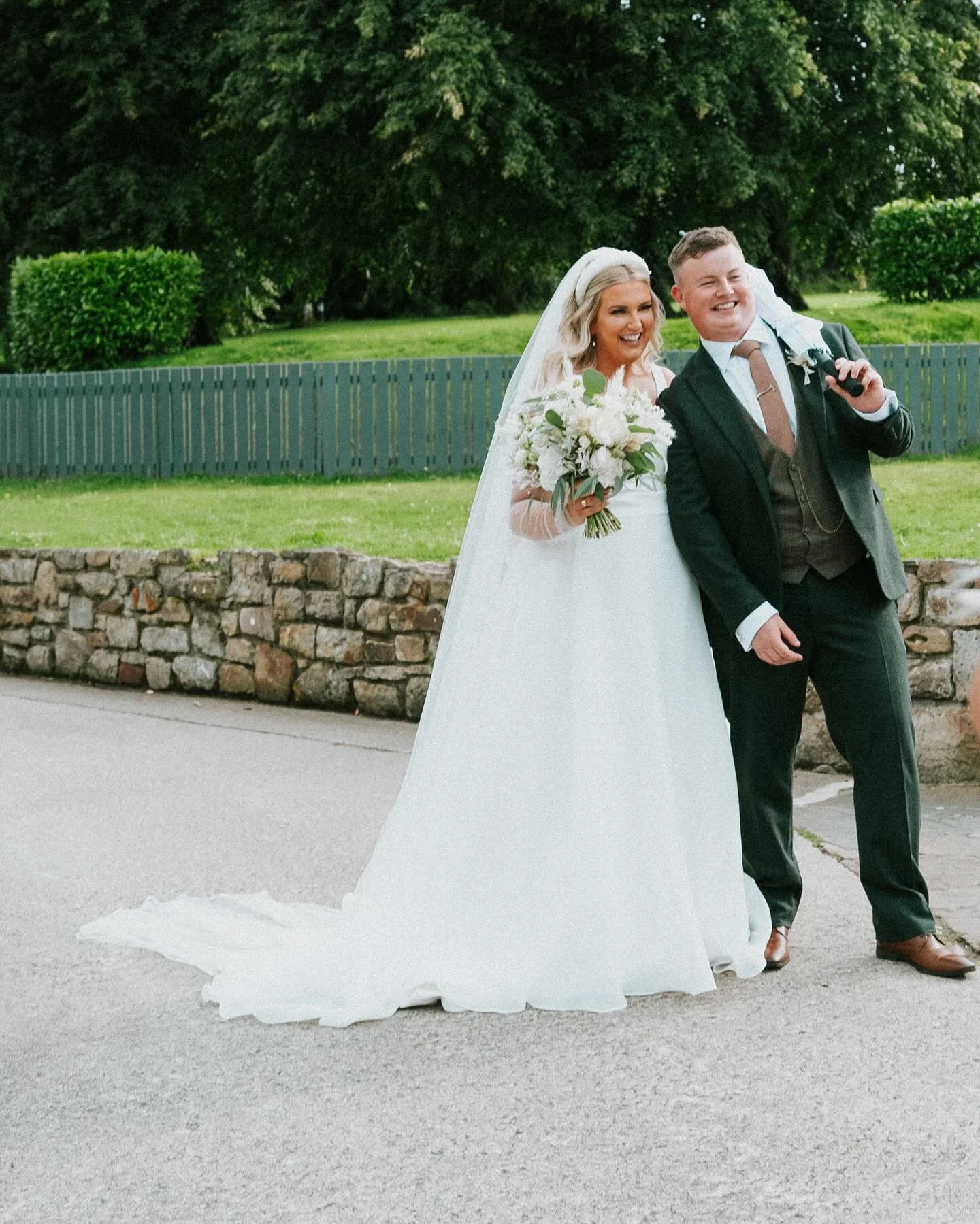 The amazing Mr + Mrs Hunter

@zarahunter06 + @jordanhunter1233 

Love, 
&Aacute;MC ✨