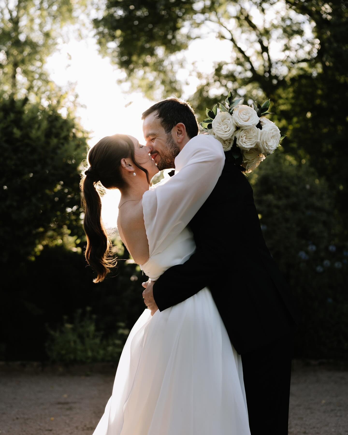 E + G 🤍

Oh what a July wedding at @clearwellcastle. Loved capturing Emma and Gareth&rsquo;s wedding at this stunning venue. 

&ldquo;Ahhhh we love them!!! You&rsquo;ve got me crying again! 
Thank you soooo much! You&rsquo;re the best!&rdquo;

Venue