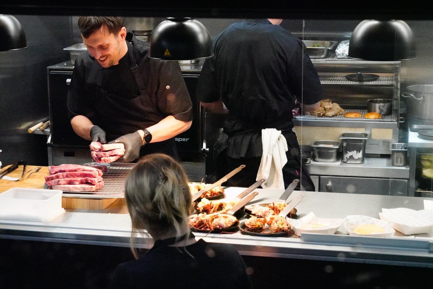 I just wanted to say a huge thank you to everyone who came to see us over the last two weeks at the new Port Inn. It was an amazing event,  from street food, sit-down meals to our Sunday roast, we sold out everything!

I was lucky enough to have some