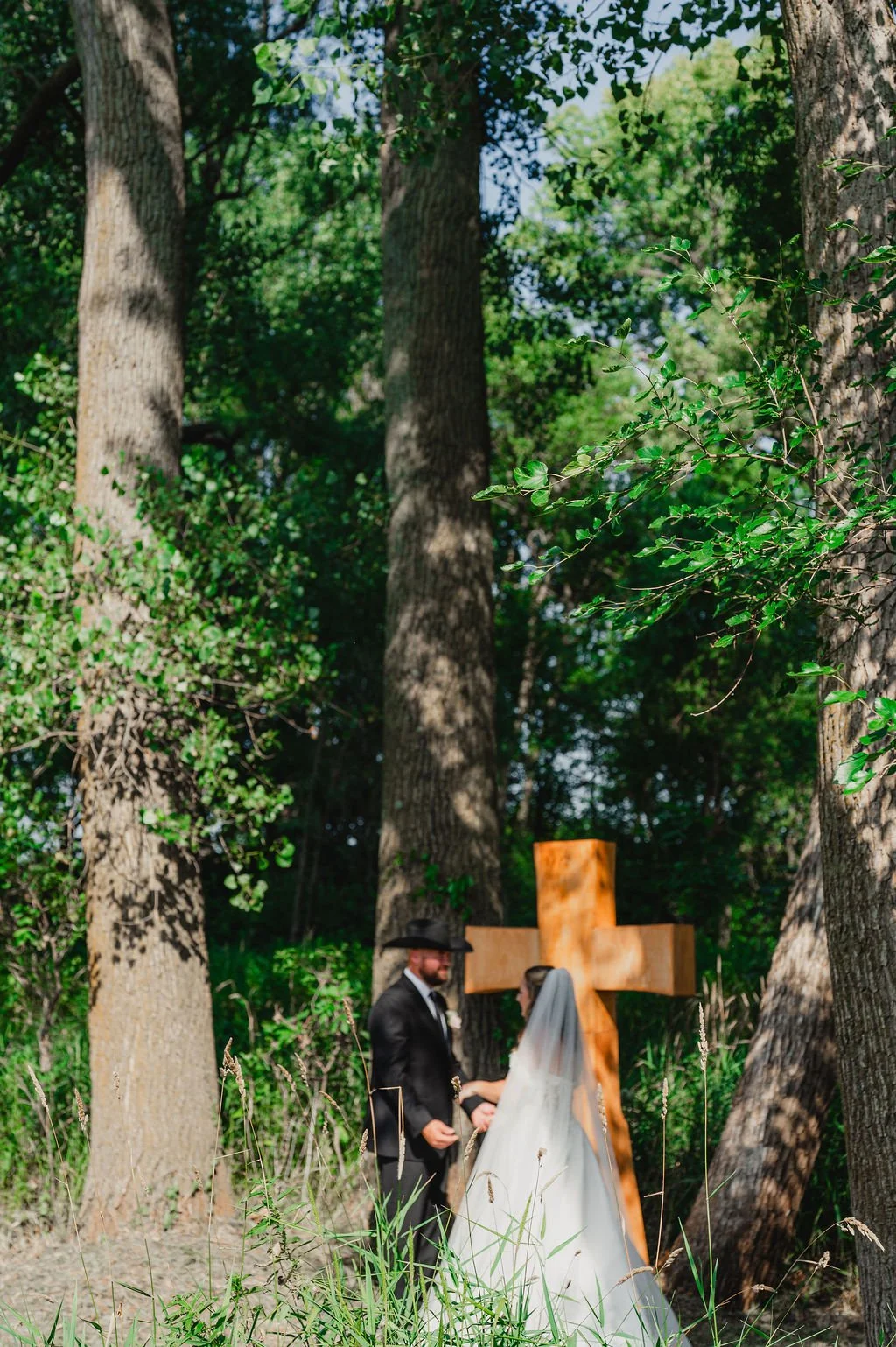 ElissaDamesPhoto_FarmStyledShoot-31.jpg