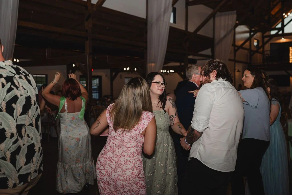 ElissaDamesPhoto_RileyNoahWedding_Reception-175.jpg