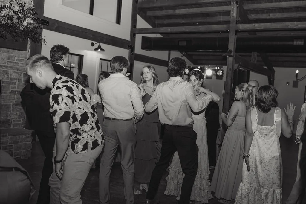 ElissaDamesPhoto_RileyNoahWedding_Reception-173.jpg