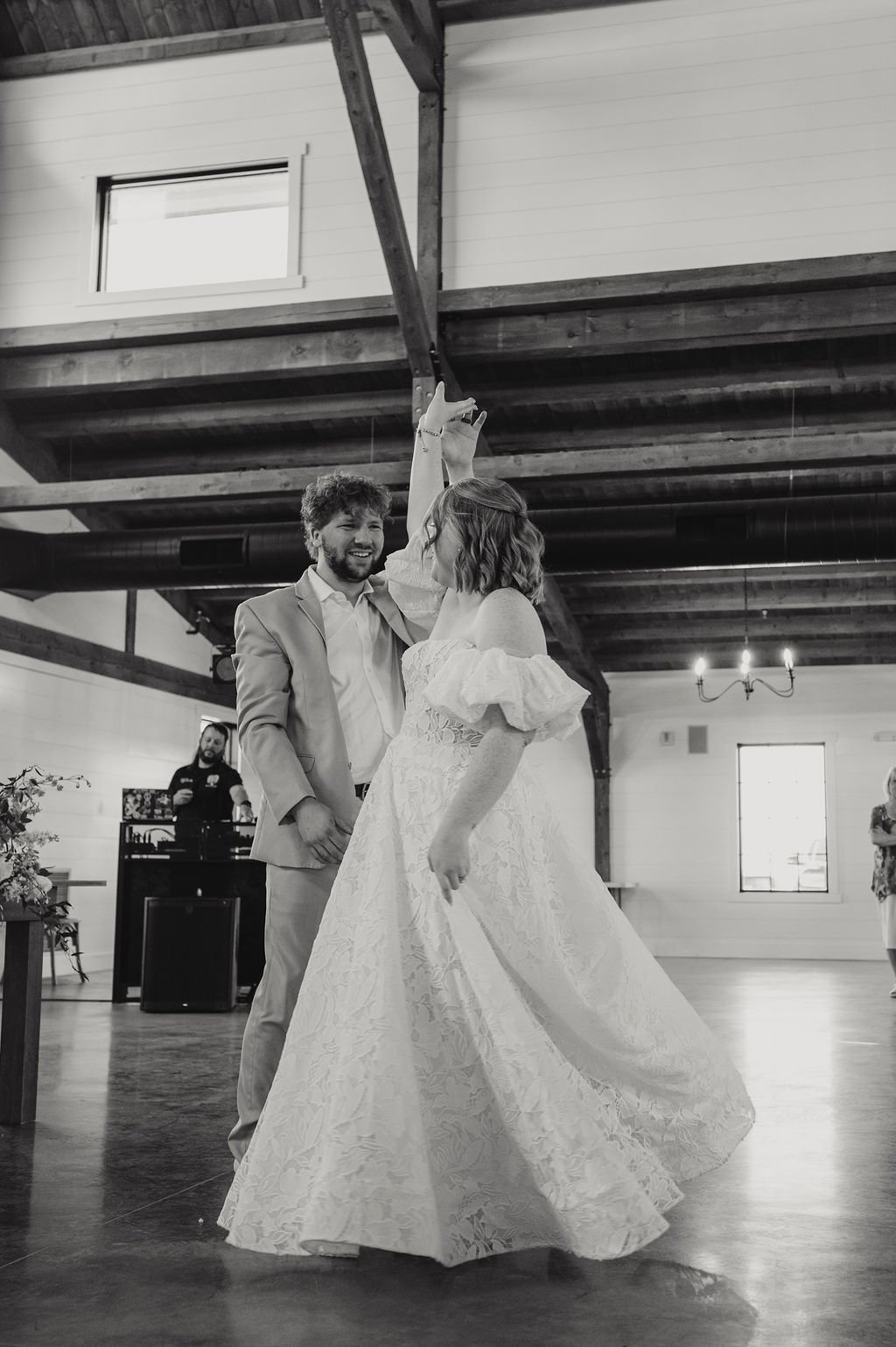 Riley + Noah’s Summer Wedding at Seven Willows