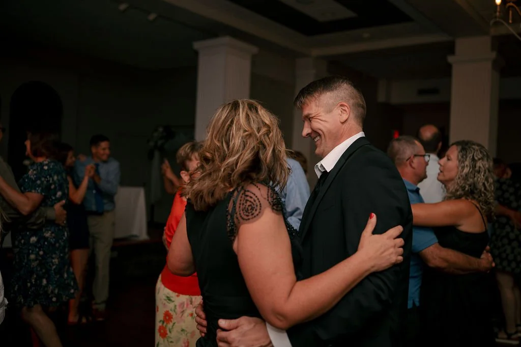 KatieAlex_Dancefloor_EDP-101.jpg