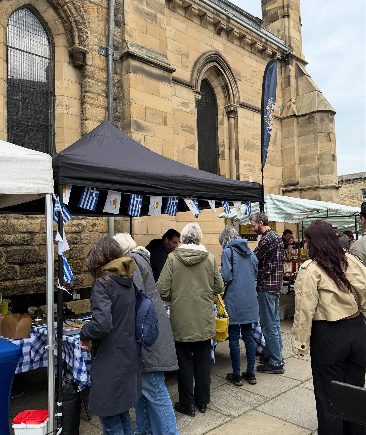 Come down to Hexham Market Place this Saturday and visit the local independent stalls. Small businesses love to meet with their customers and appreciate their loyalty.
#hexhamfarmersmarket #smallbusiness #hexham #market #stalls #traders #lovehexham