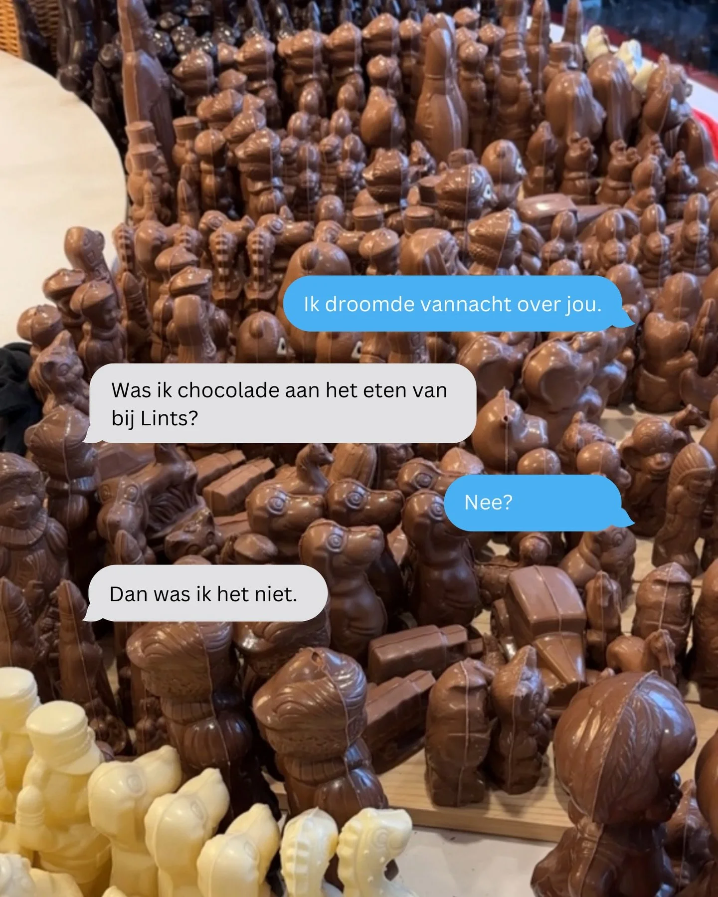 Dit weekend is het zover! Heb jij jouw Sint-chocolade al in huis? Ontdek het hele assortiment in onze zaak. Ook suikervrije chocolade beschikbaar 🙌🏼