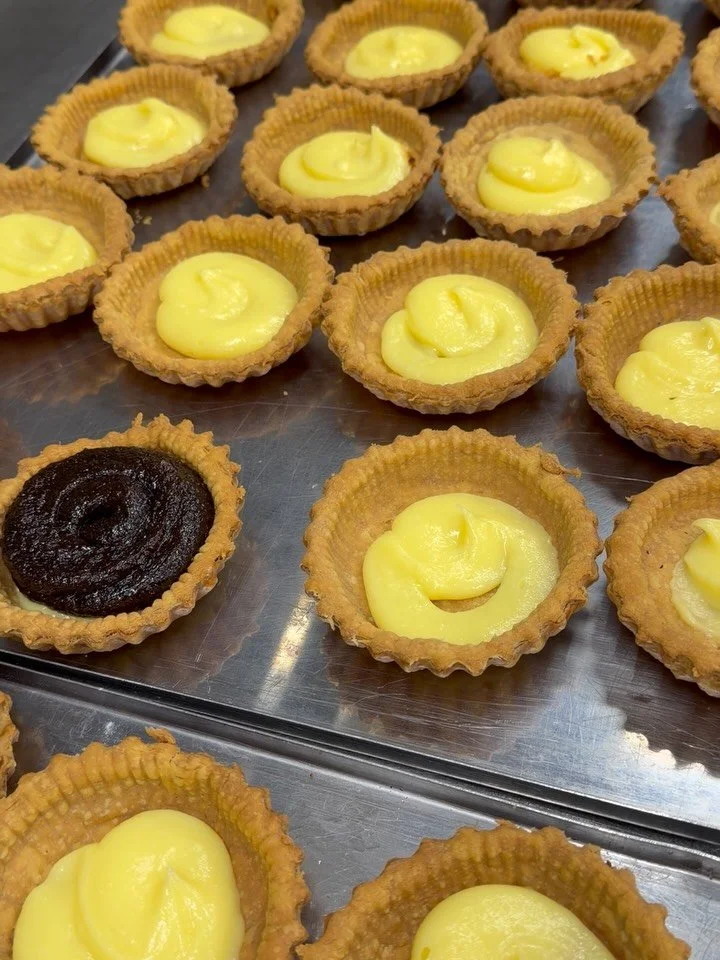 Aswoensdag? Dat is pruimendag. Kom proeven van onze huisgemaakte klassiekers 😍