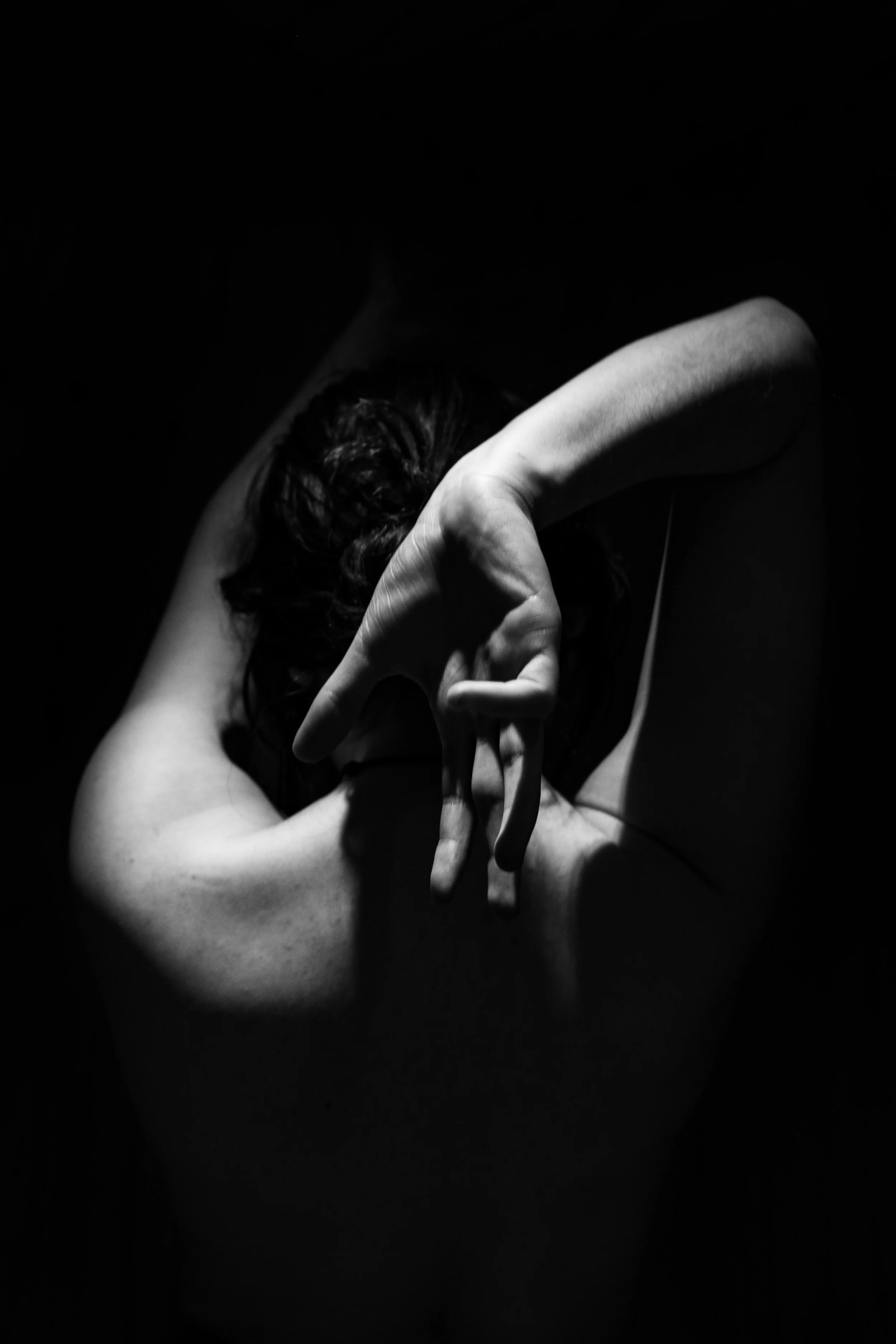 20230925_Hand_Back.jpg